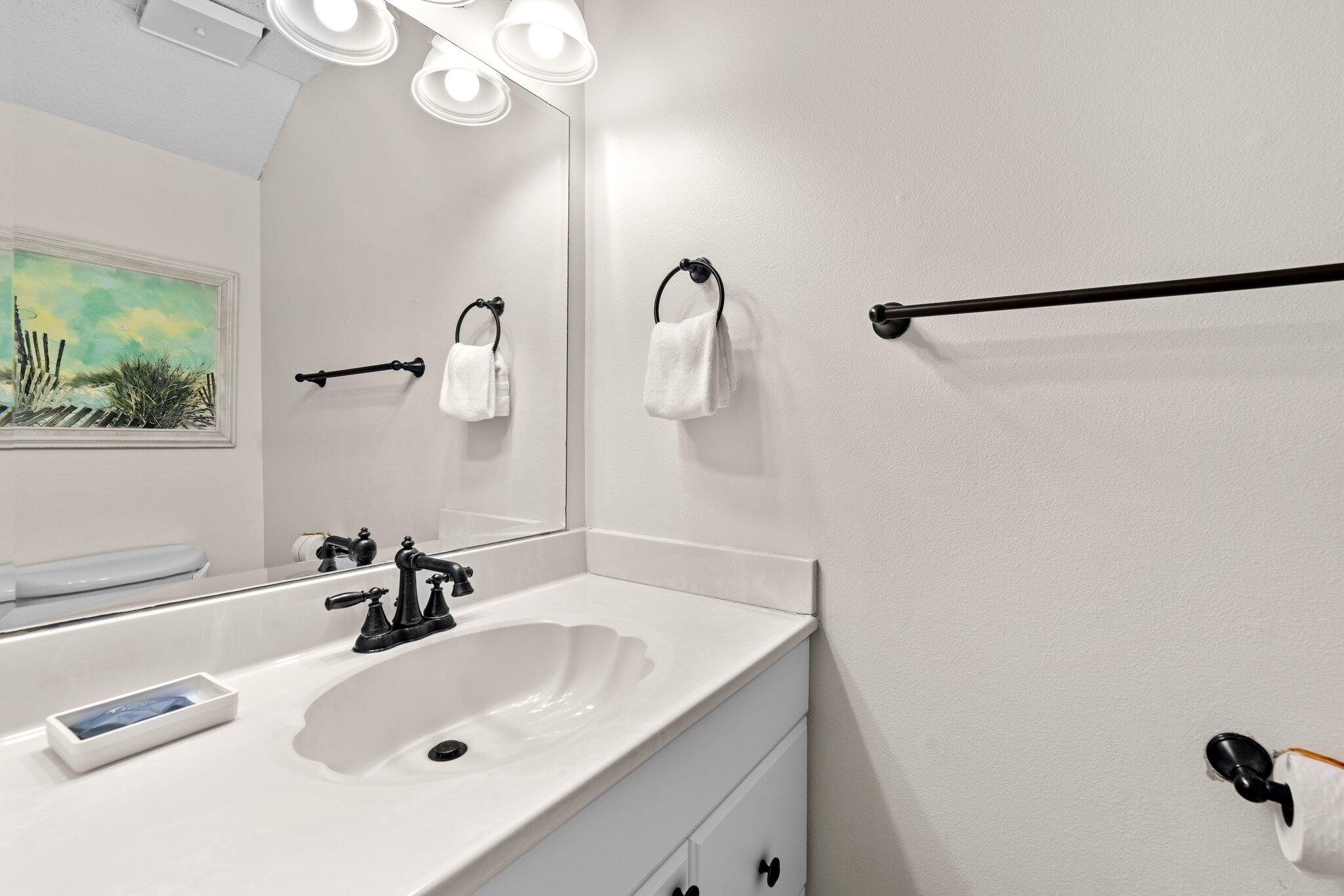 WOODLAND SHORES T/H PH 4 - Residential