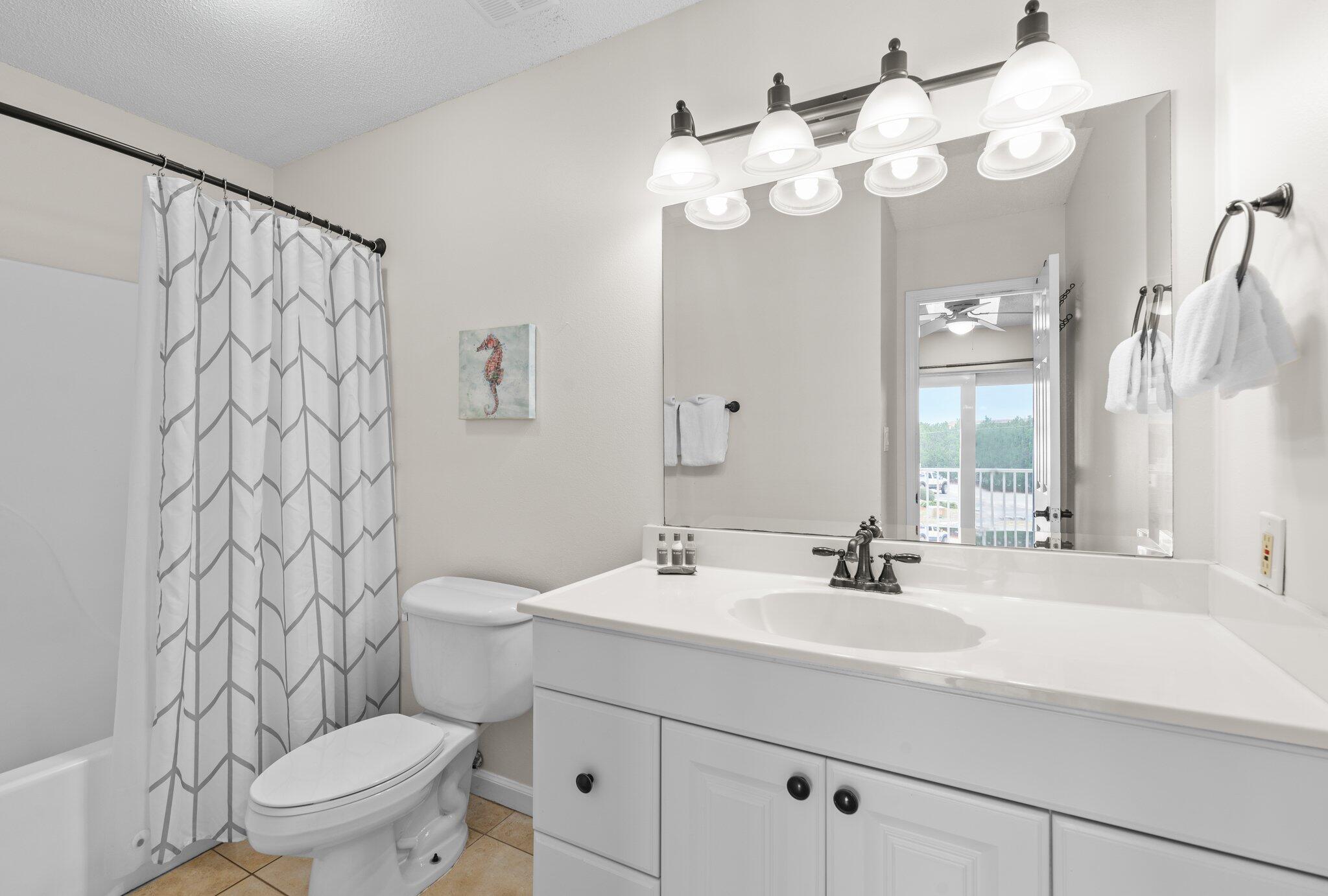 WOODLAND SHORES T/H PH 4 - Residential