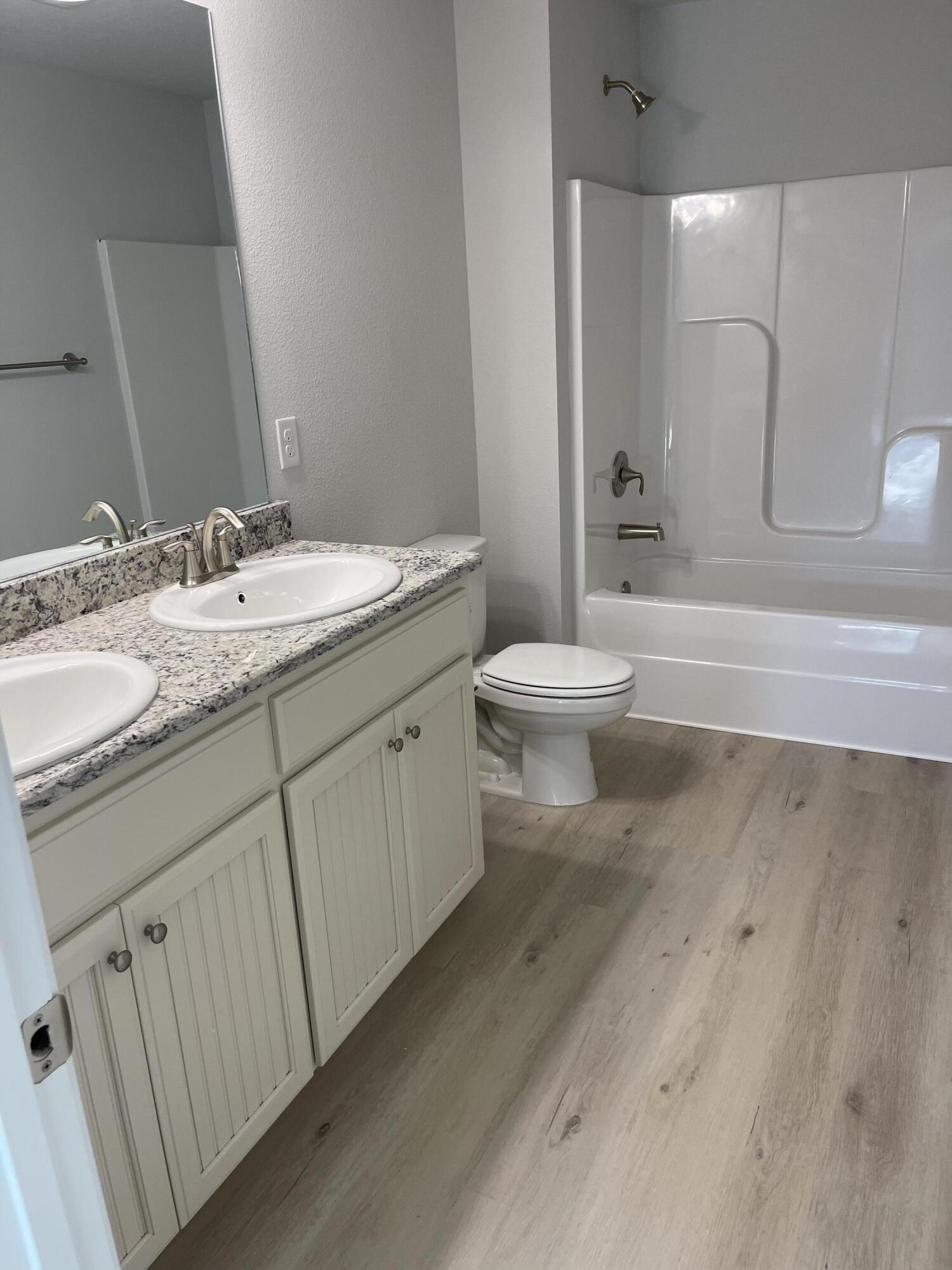 Ridgeway Landing - Residential