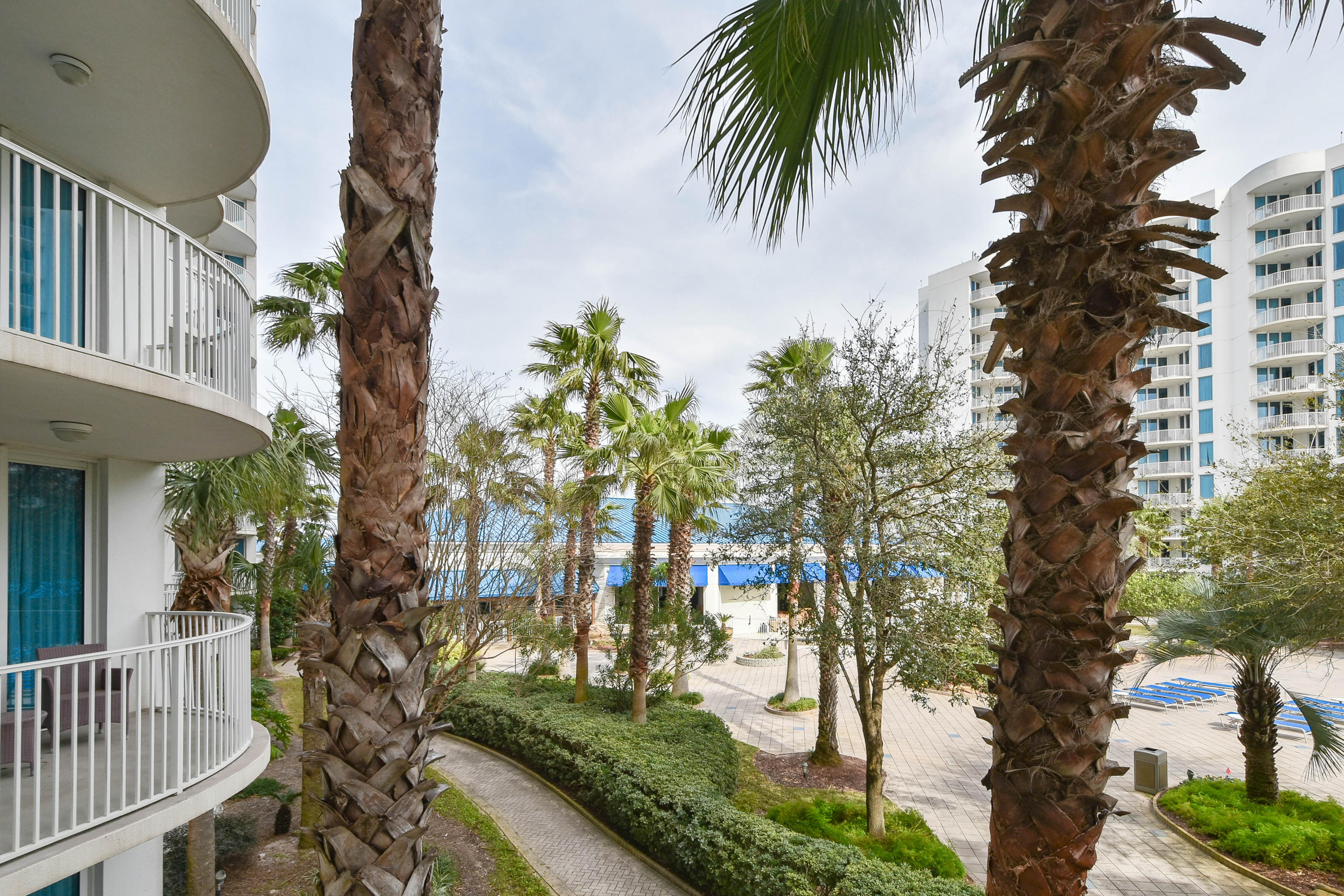 THE PALMS OF DESTIN - Residential