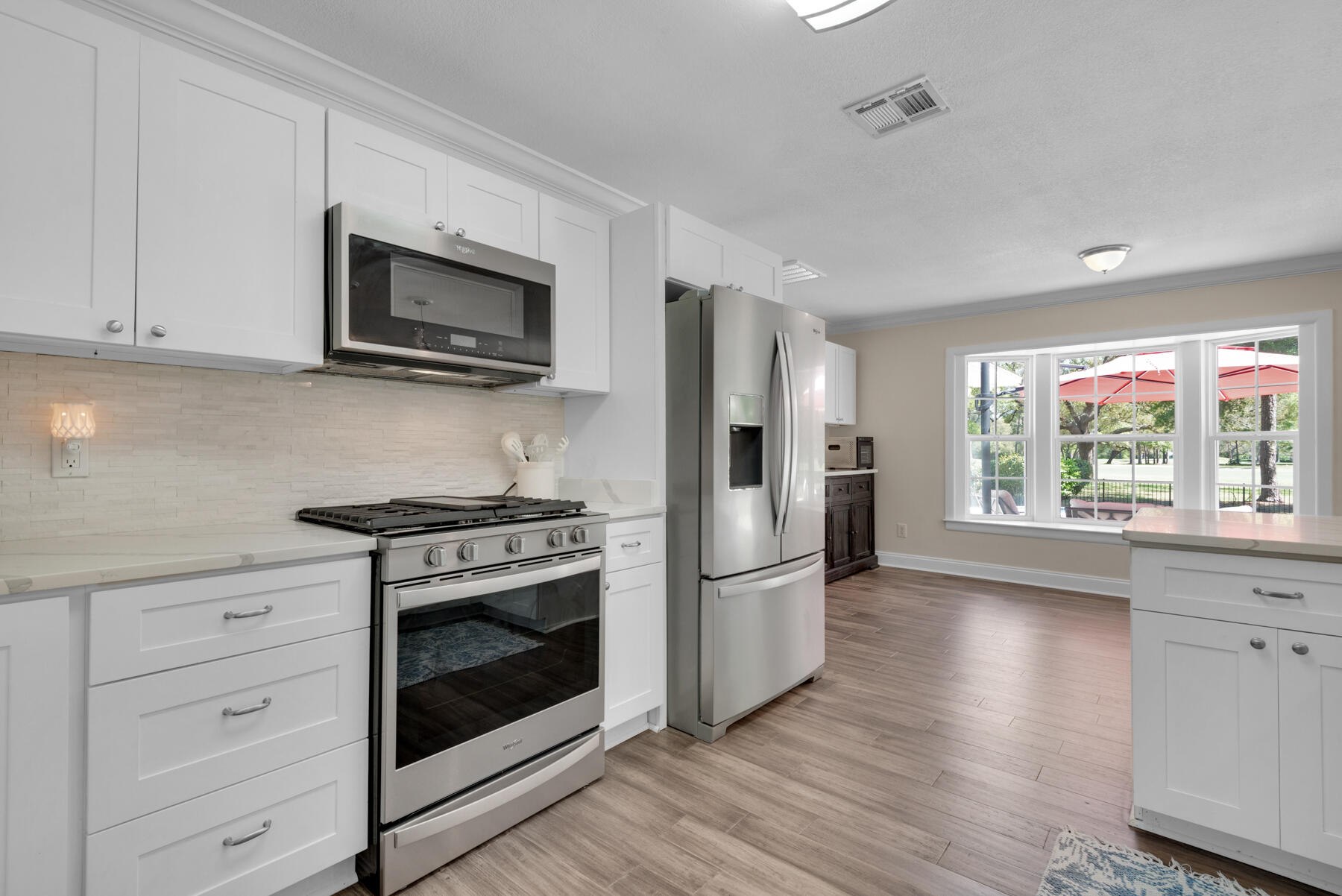 ROCKY BAYOU COUNTRY CLUB ESTATES 1 - Residential