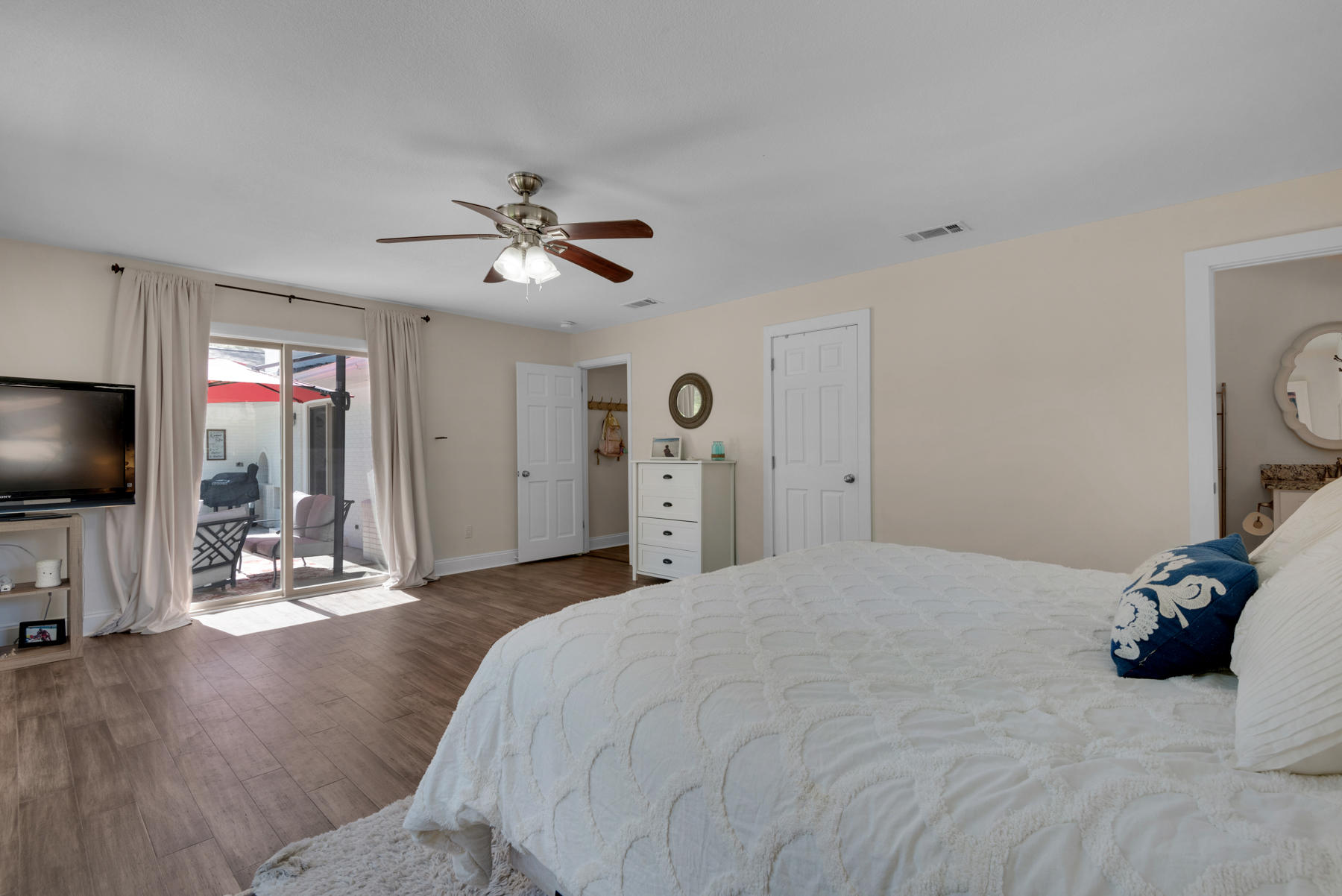 ROCKY BAYOU COUNTRY CLUB ESTATES 1 - Residential