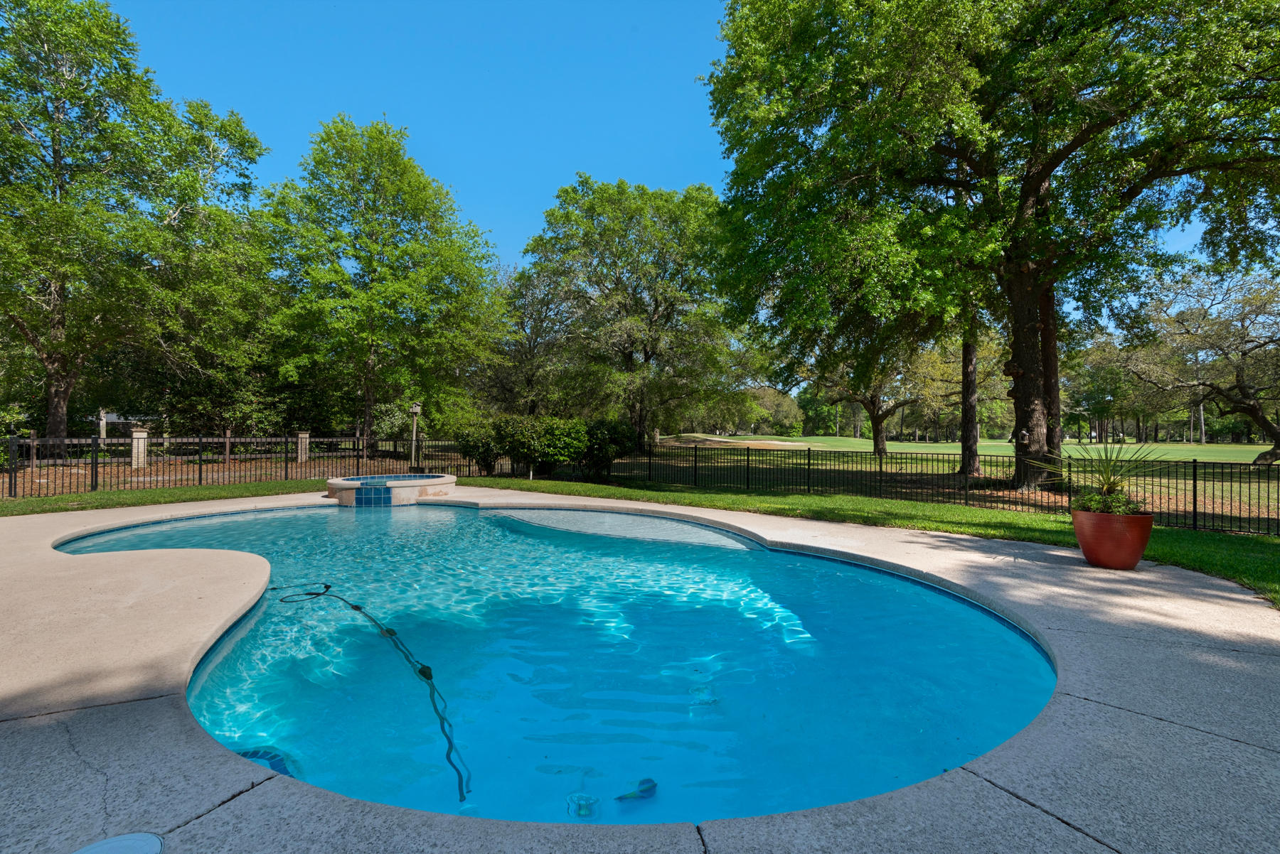 ROCKY BAYOU COUNTRY CLUB ESTATES 1 - Residential