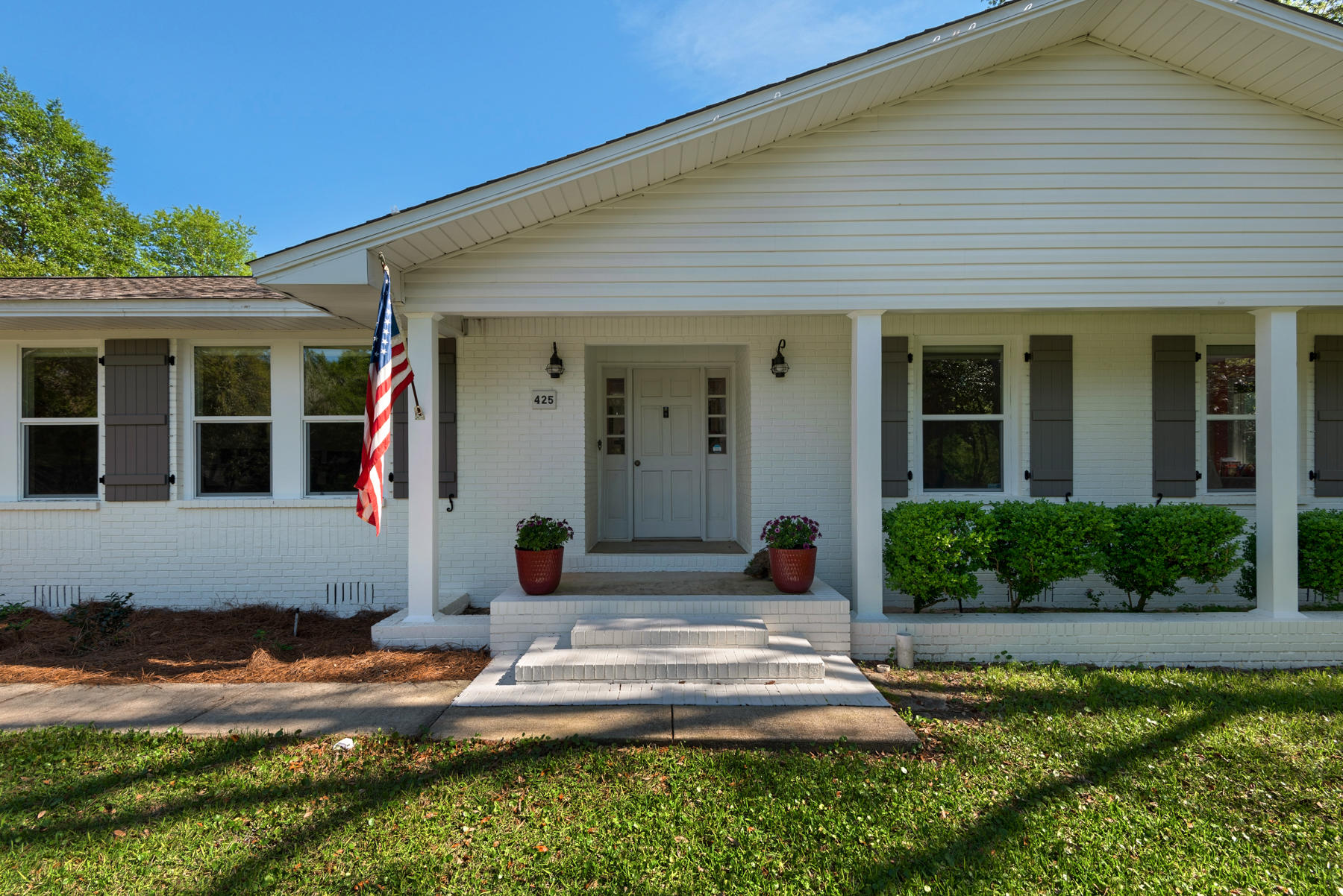 ROCKY BAYOU COUNTRY CLUB ESTATES 1 - Residential