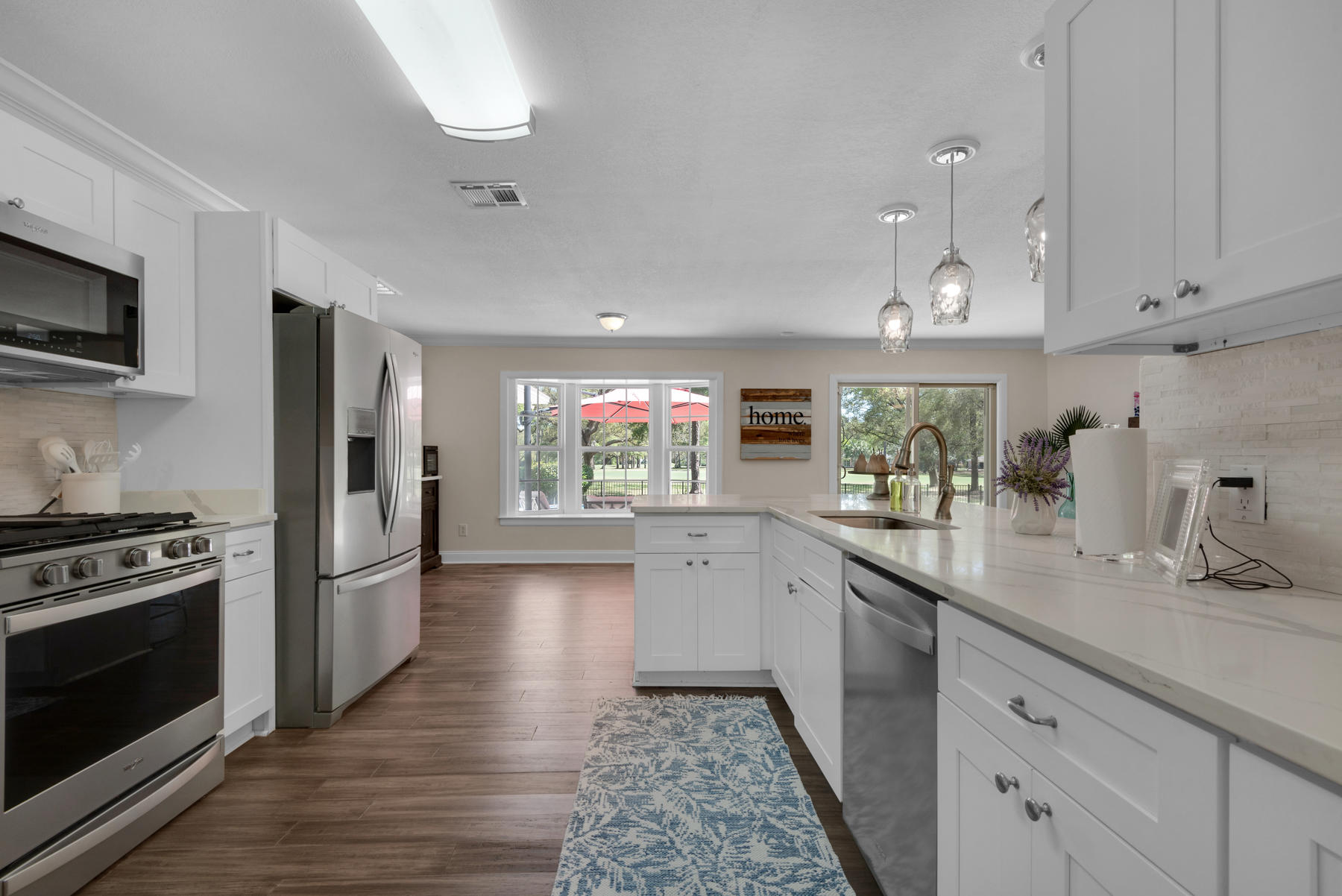 ROCKY BAYOU COUNTRY CLUB ESTATES 1 - Residential