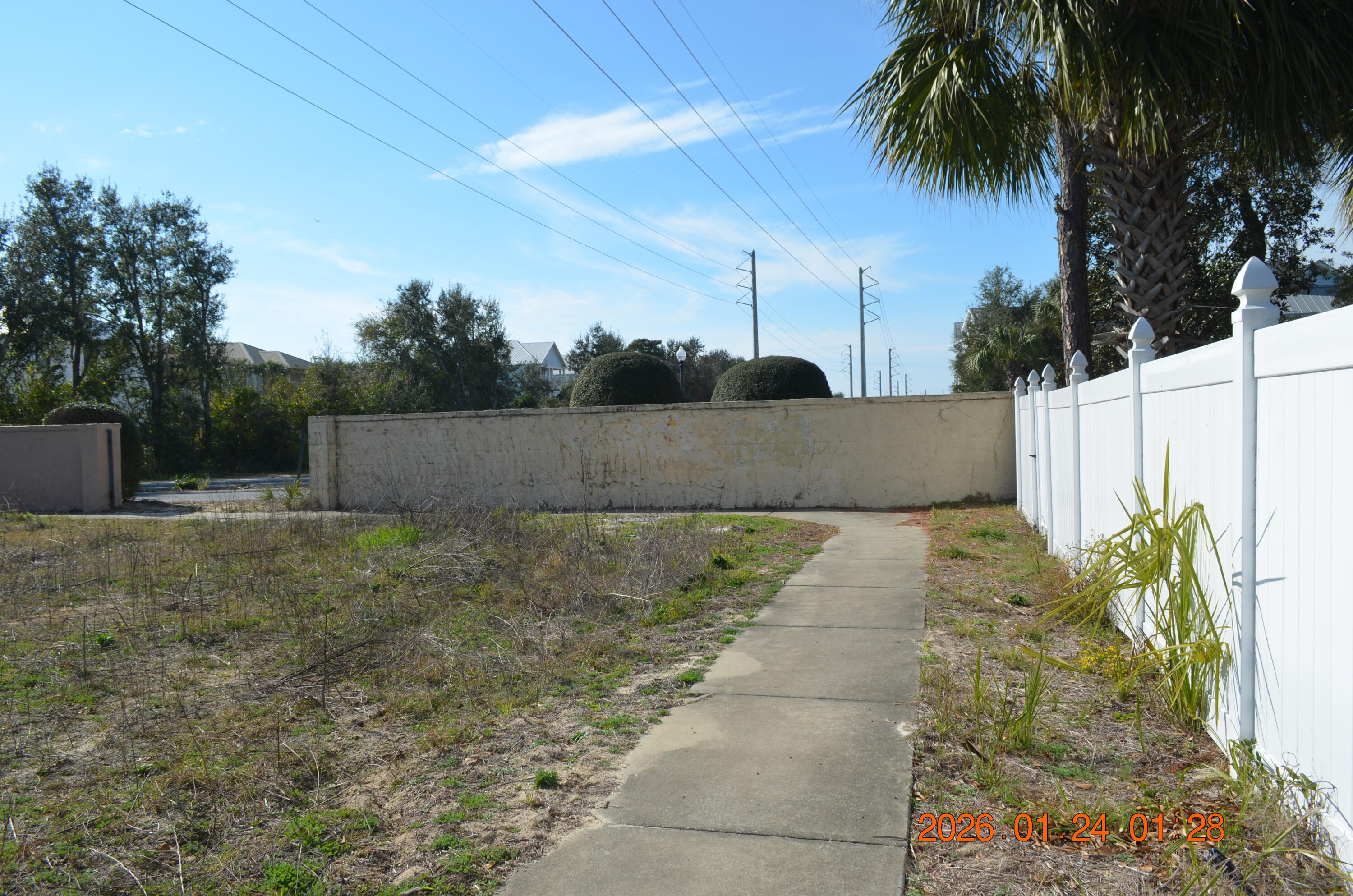 EMERALD BREEZE ESTATES - Residential