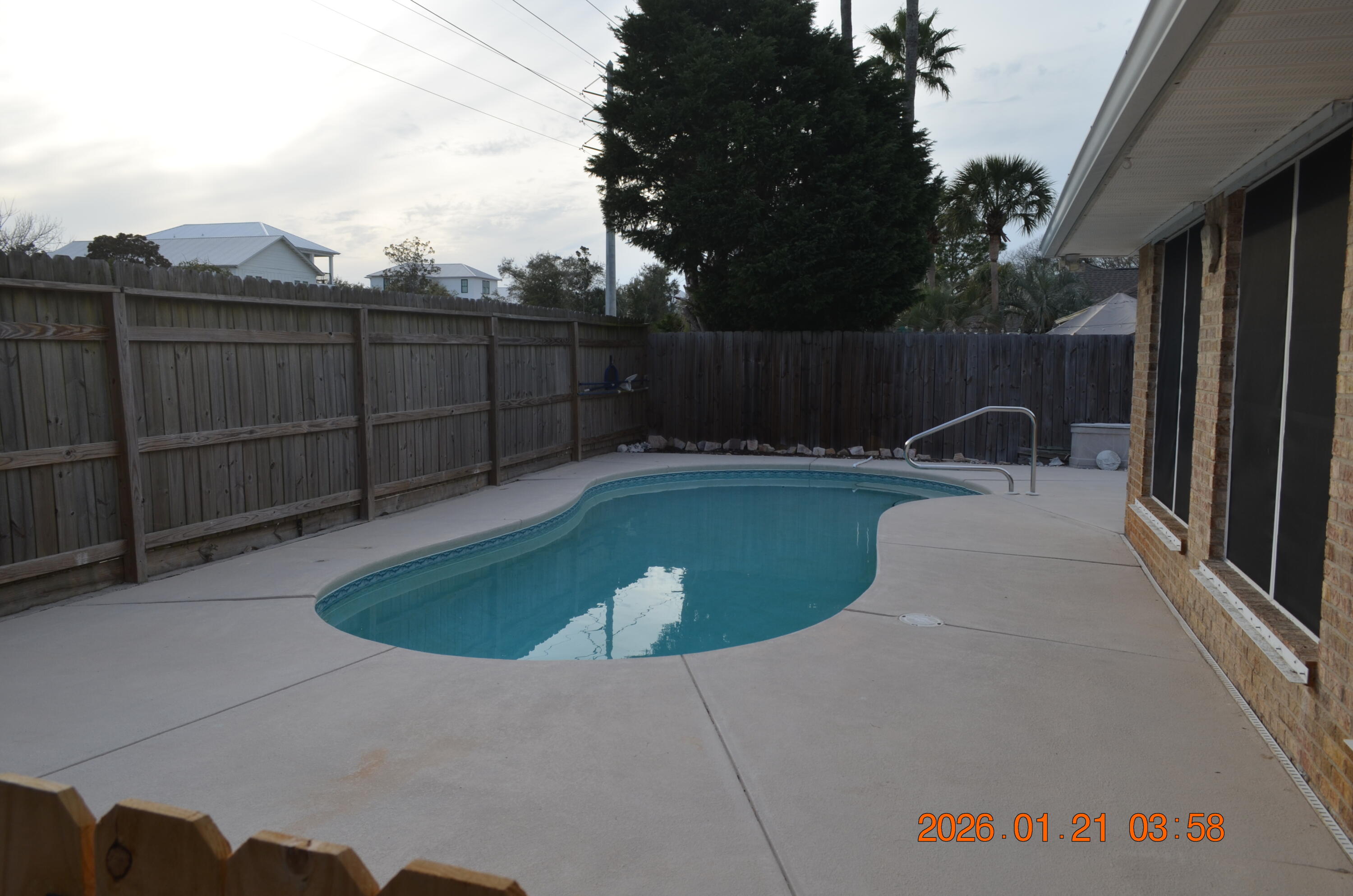 EMERALD BREEZE ESTATES - Residential