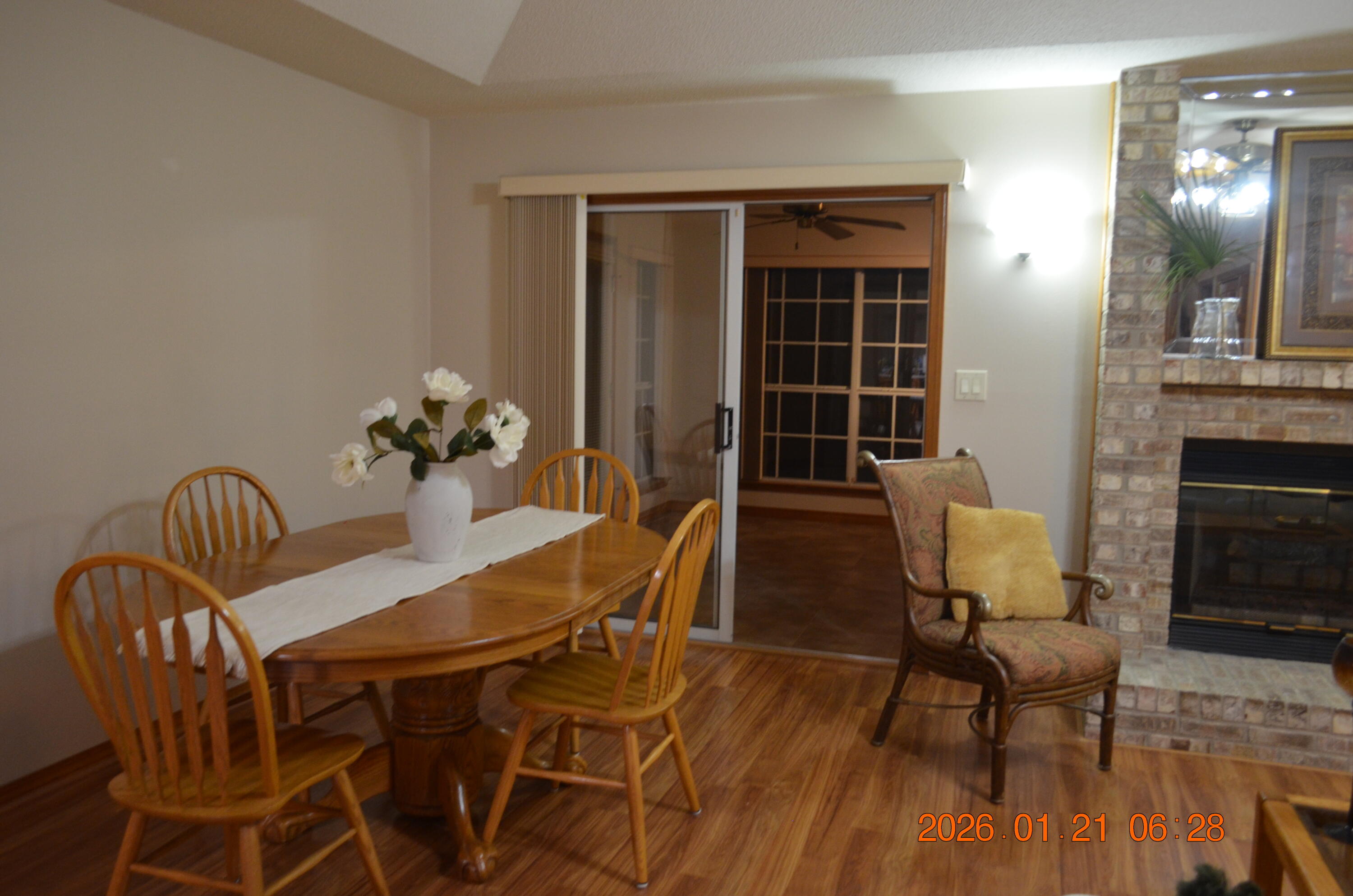 EMERALD BREEZE ESTATES - Residential