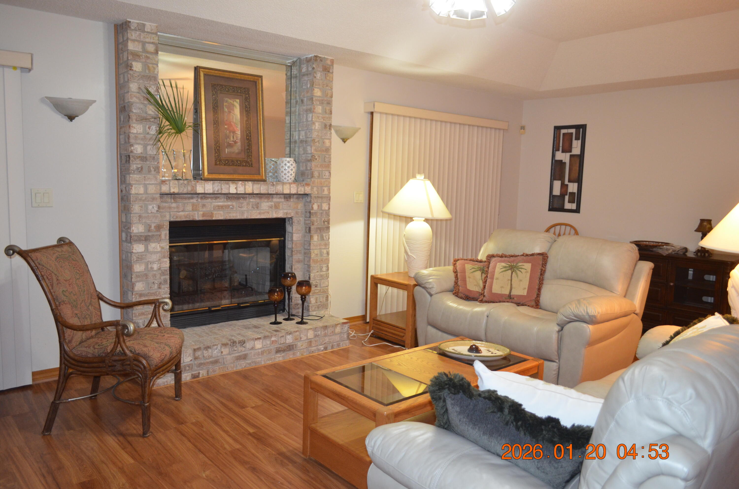 EMERALD BREEZE ESTATES - Residential