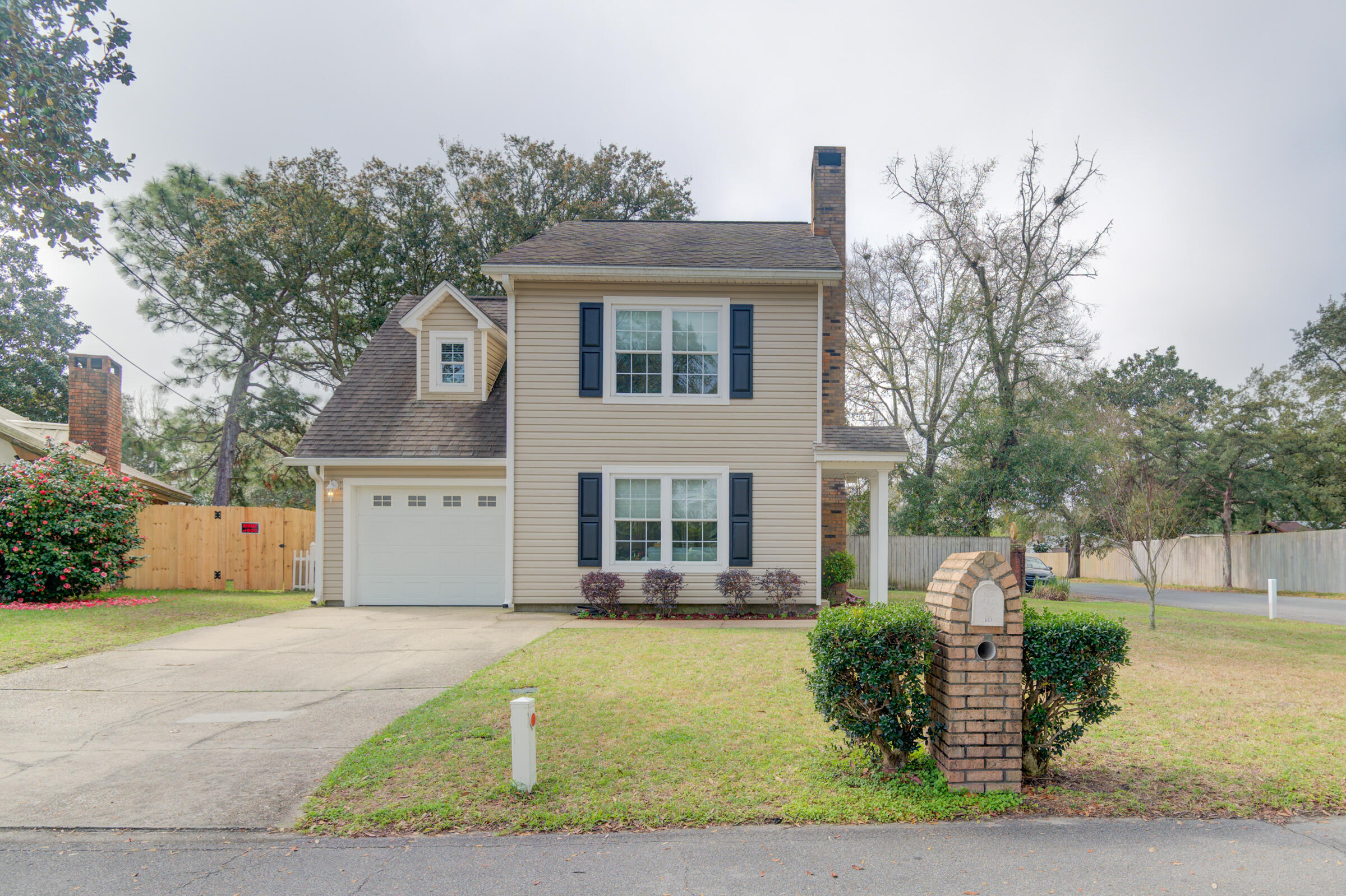 CANDLEWOOD VILLAGE - Residential