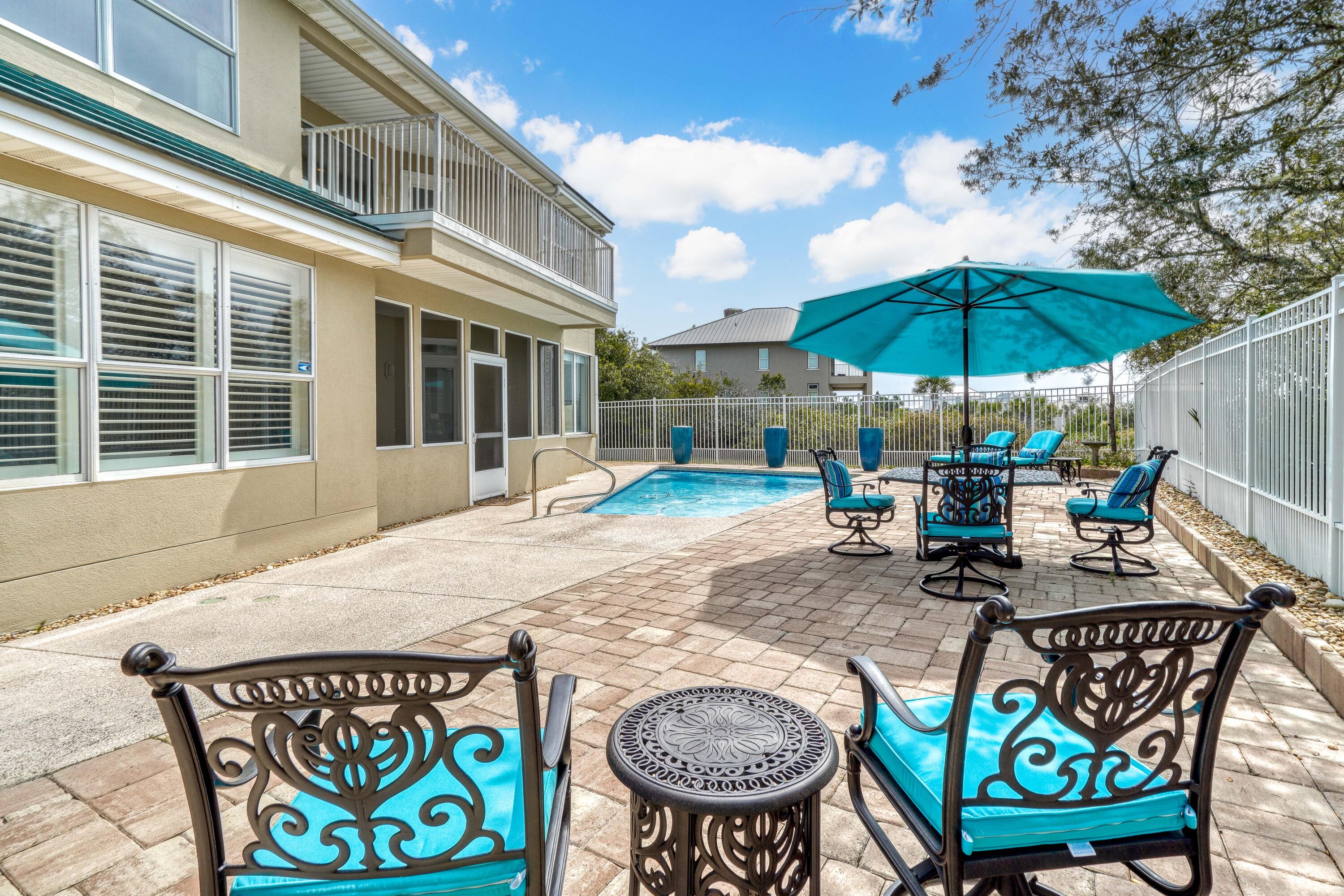 GULF PINES - Residential
