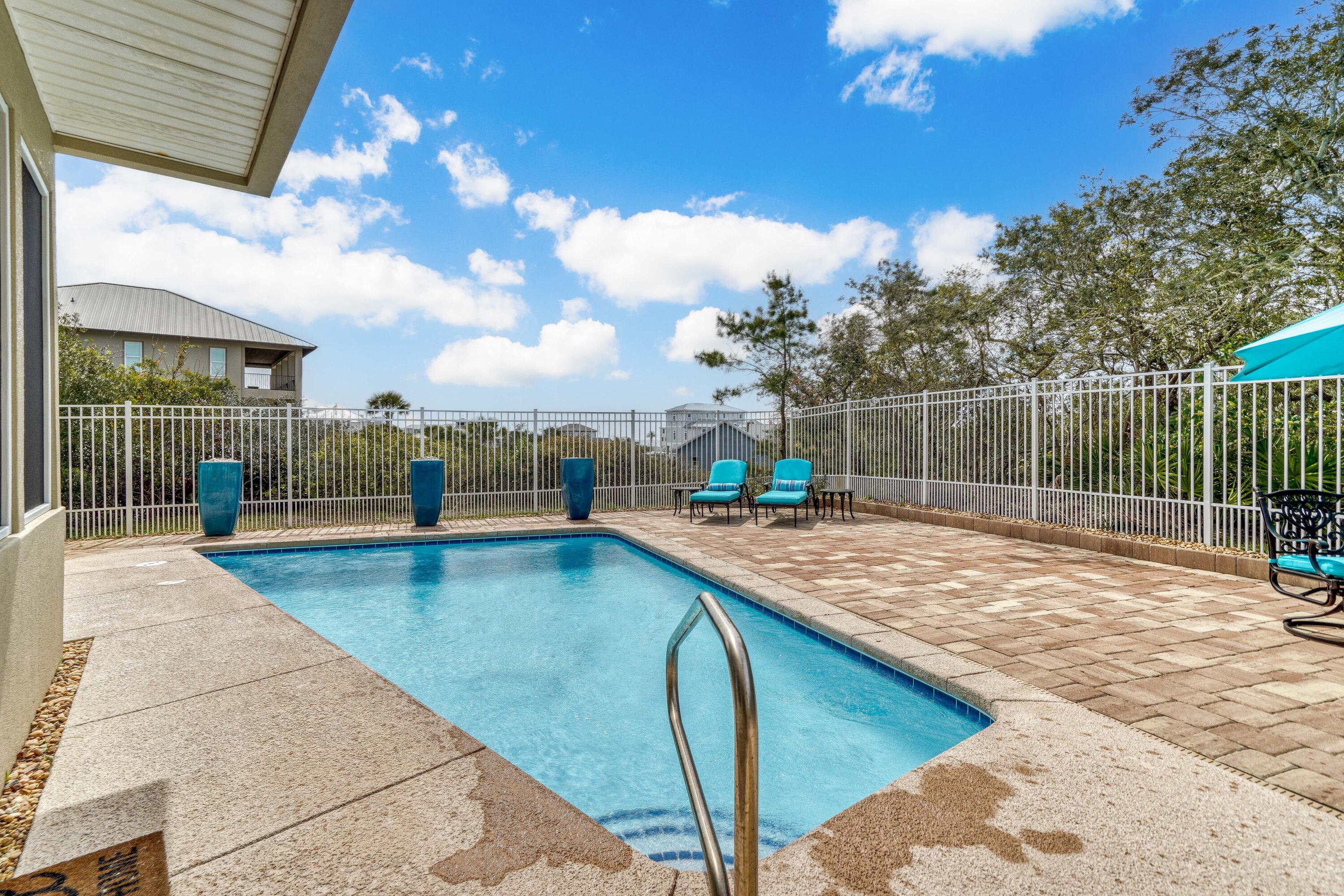 GULF PINES - Residential