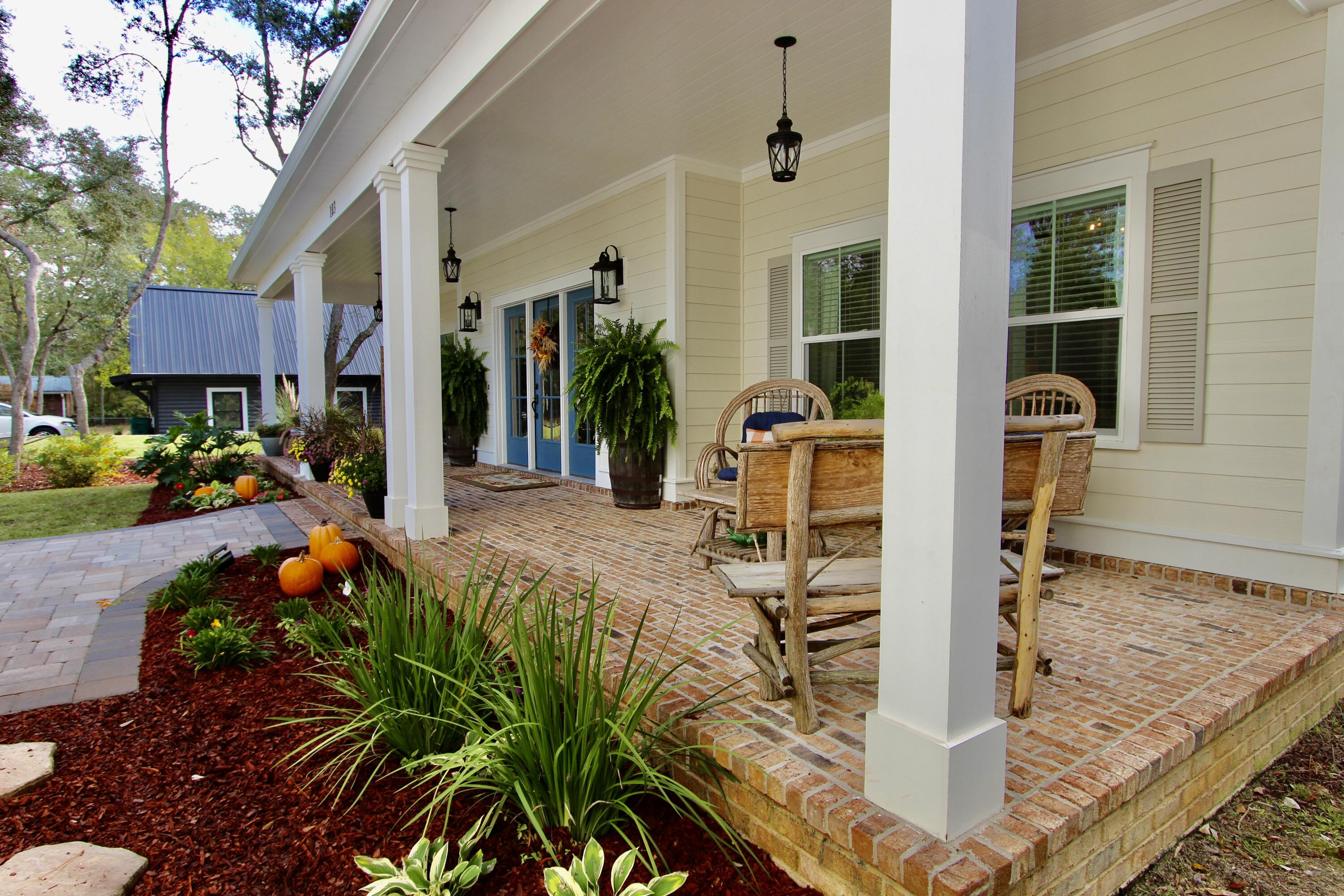 MCLEANS UNRECORDED - Residential