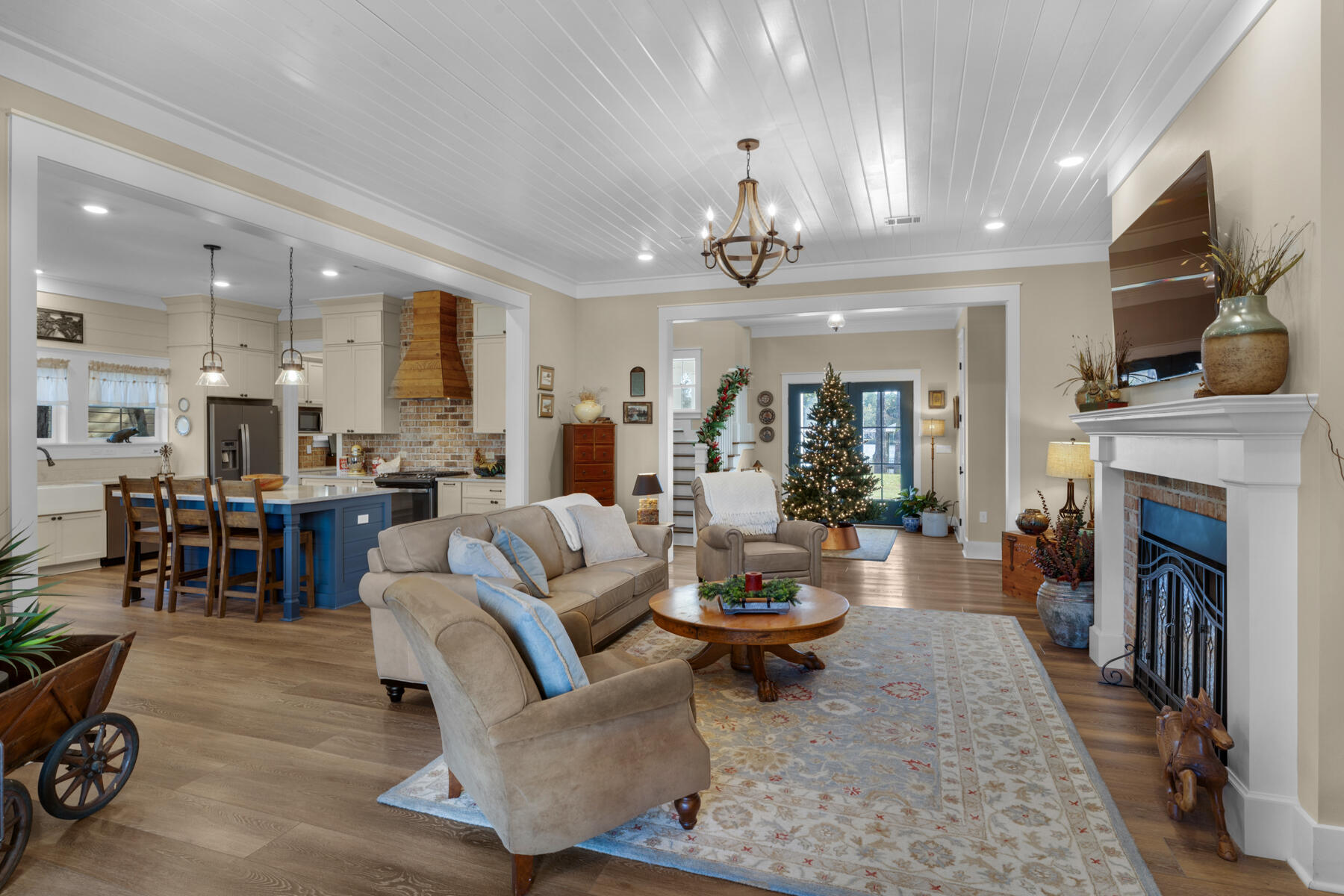MCLEANS UNRECORDED - Residential
