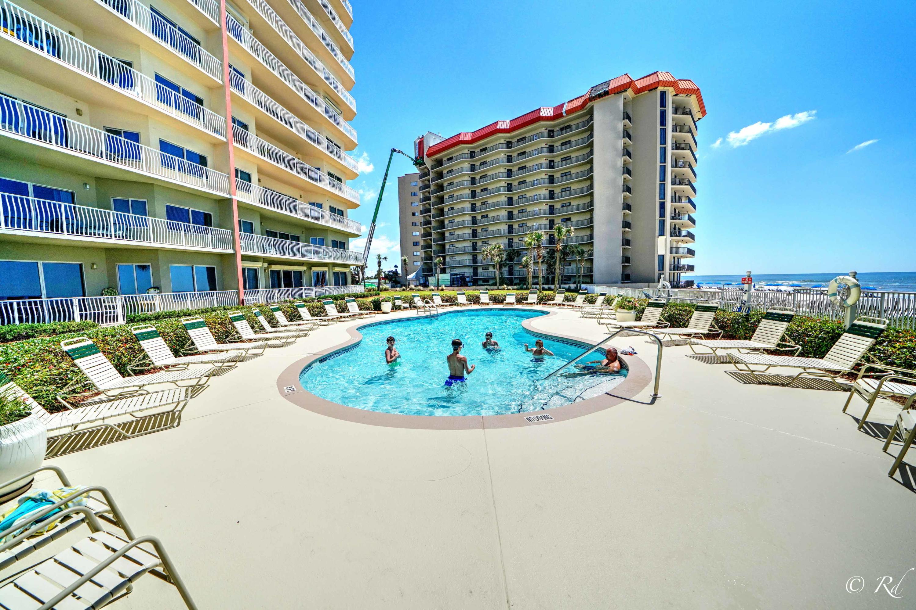 Coral Reef Resort - Residential