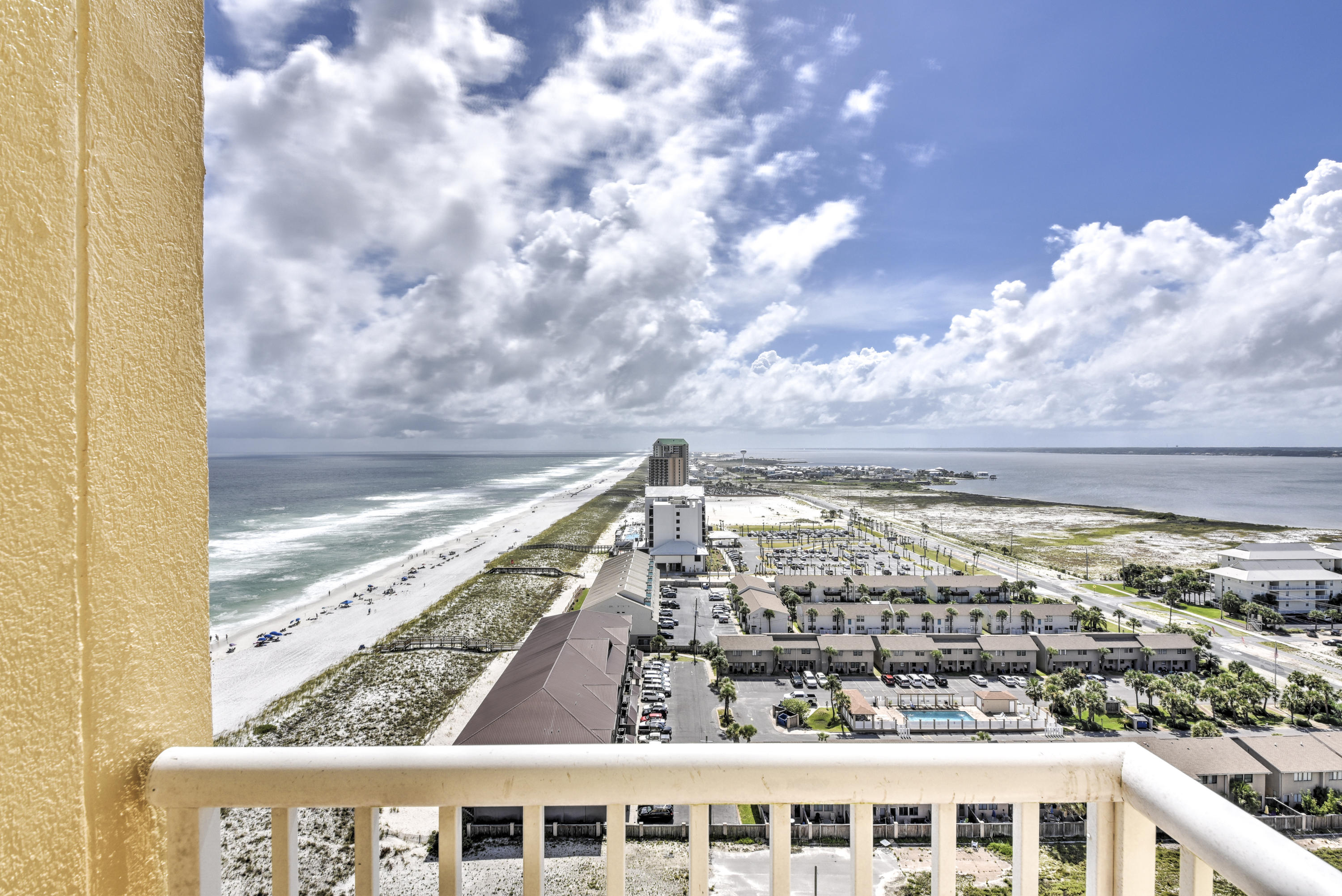 CARIBBEAN RESORT - Residential