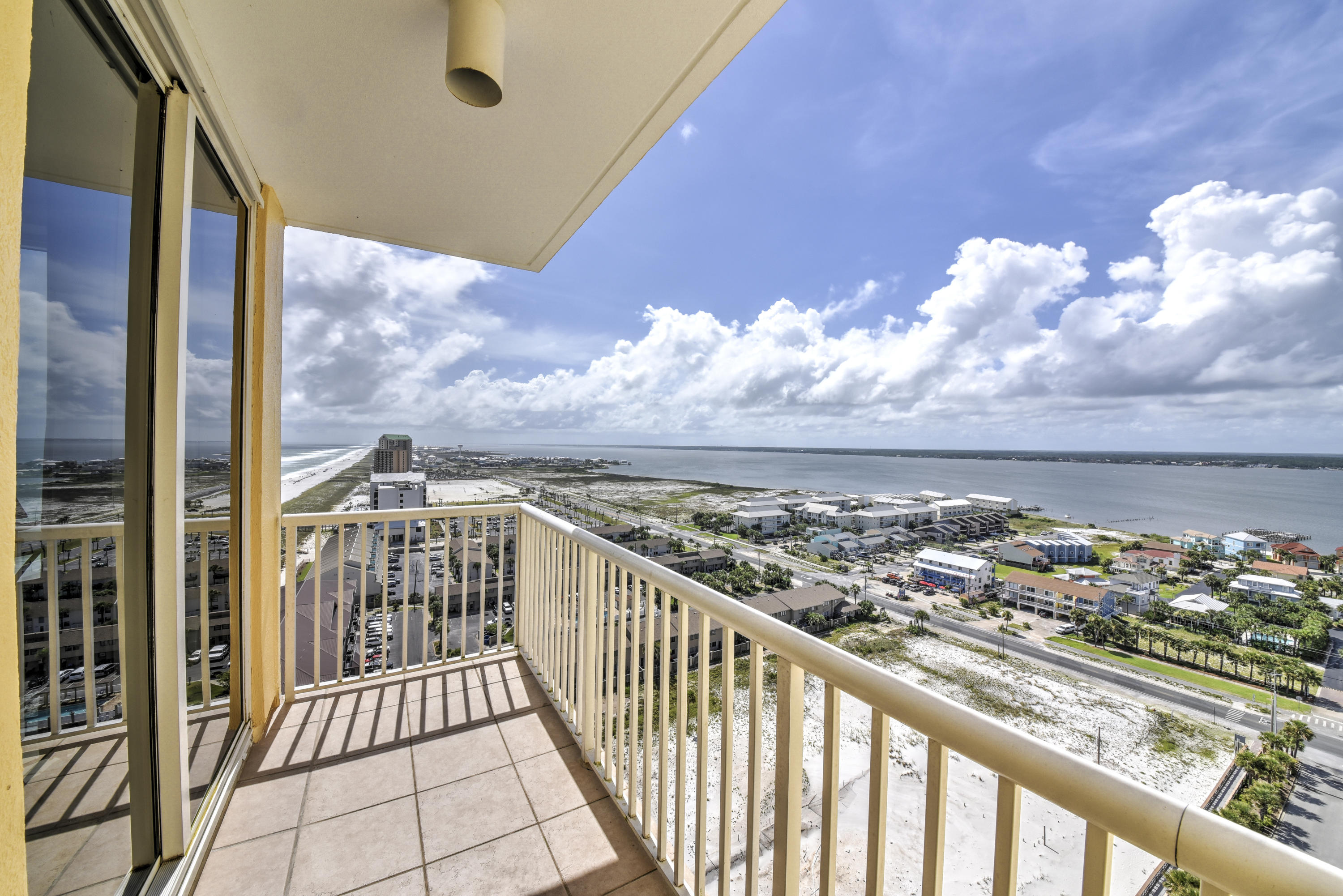 CARIBBEAN RESORT - Residential