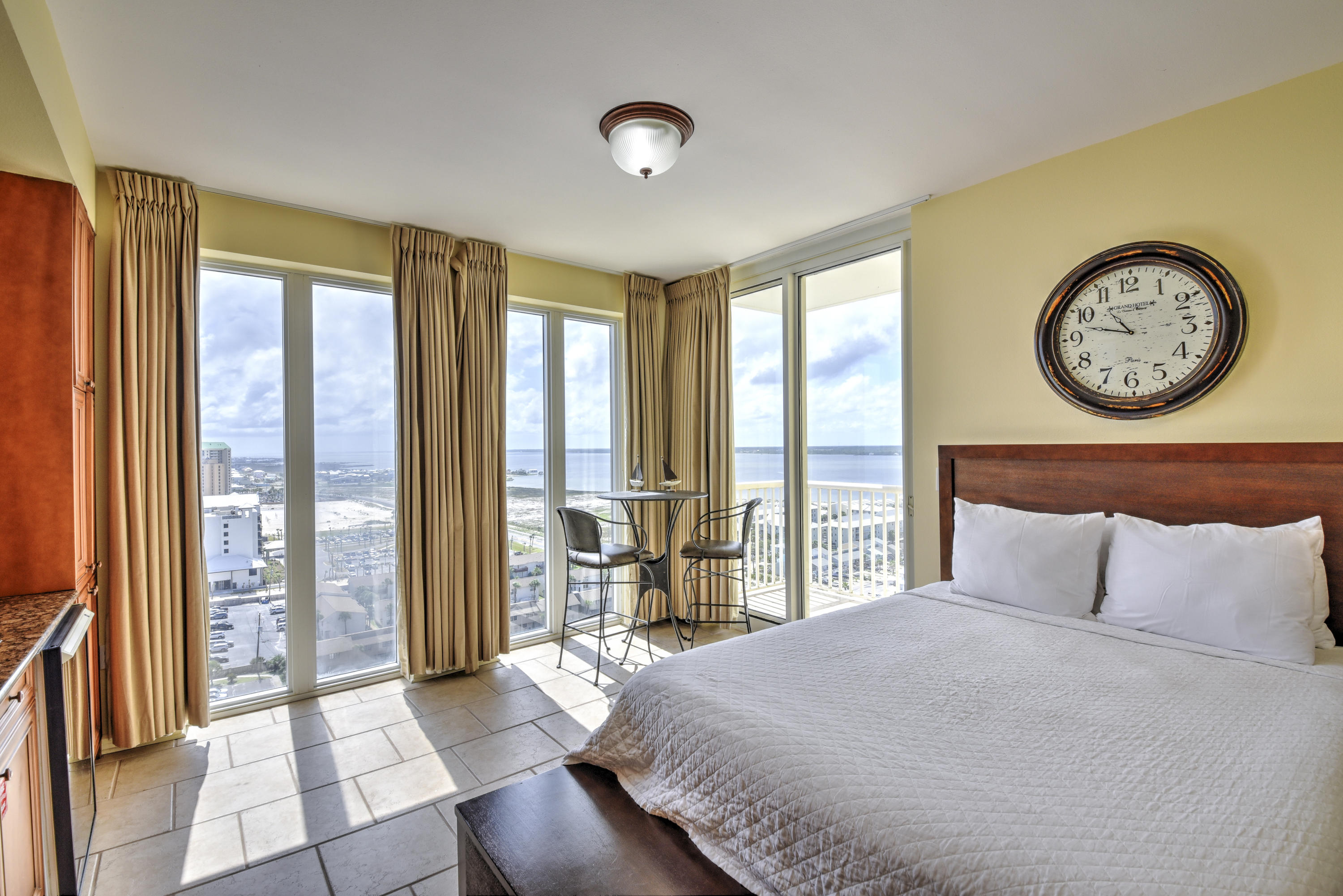 CARIBBEAN RESORT - Residential