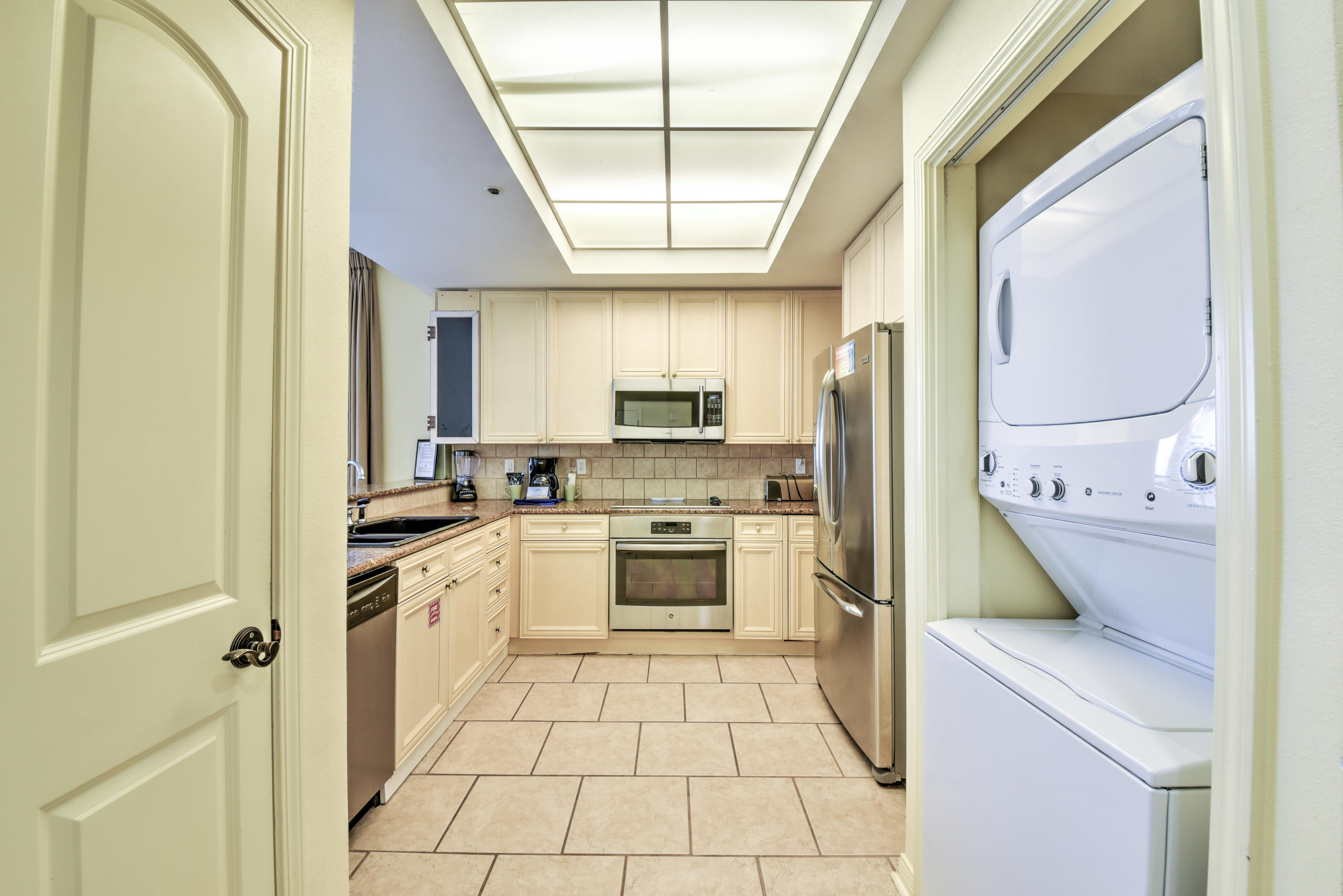 CARIBBEAN RESORT - Residential