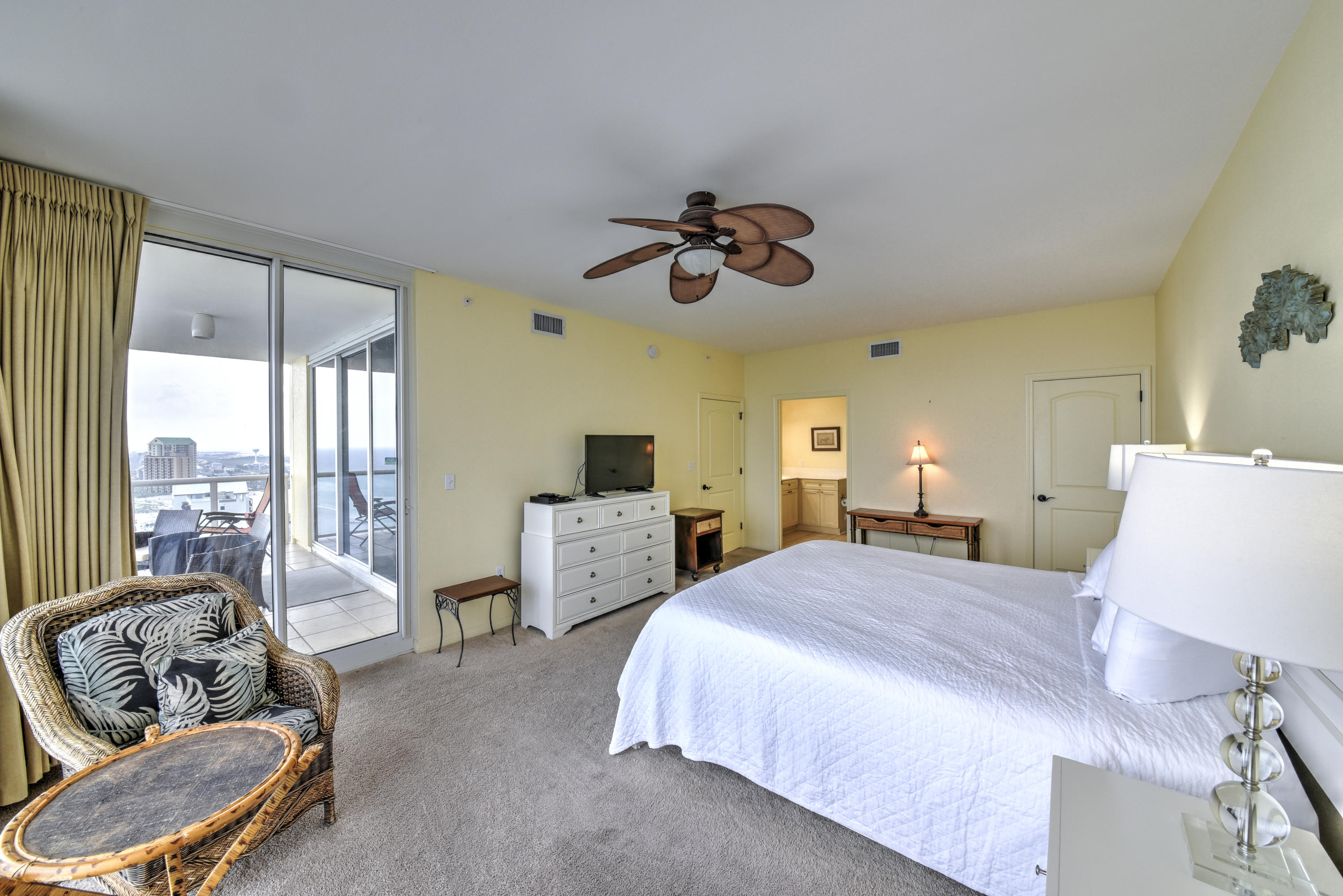 CARIBBEAN RESORT - Residential