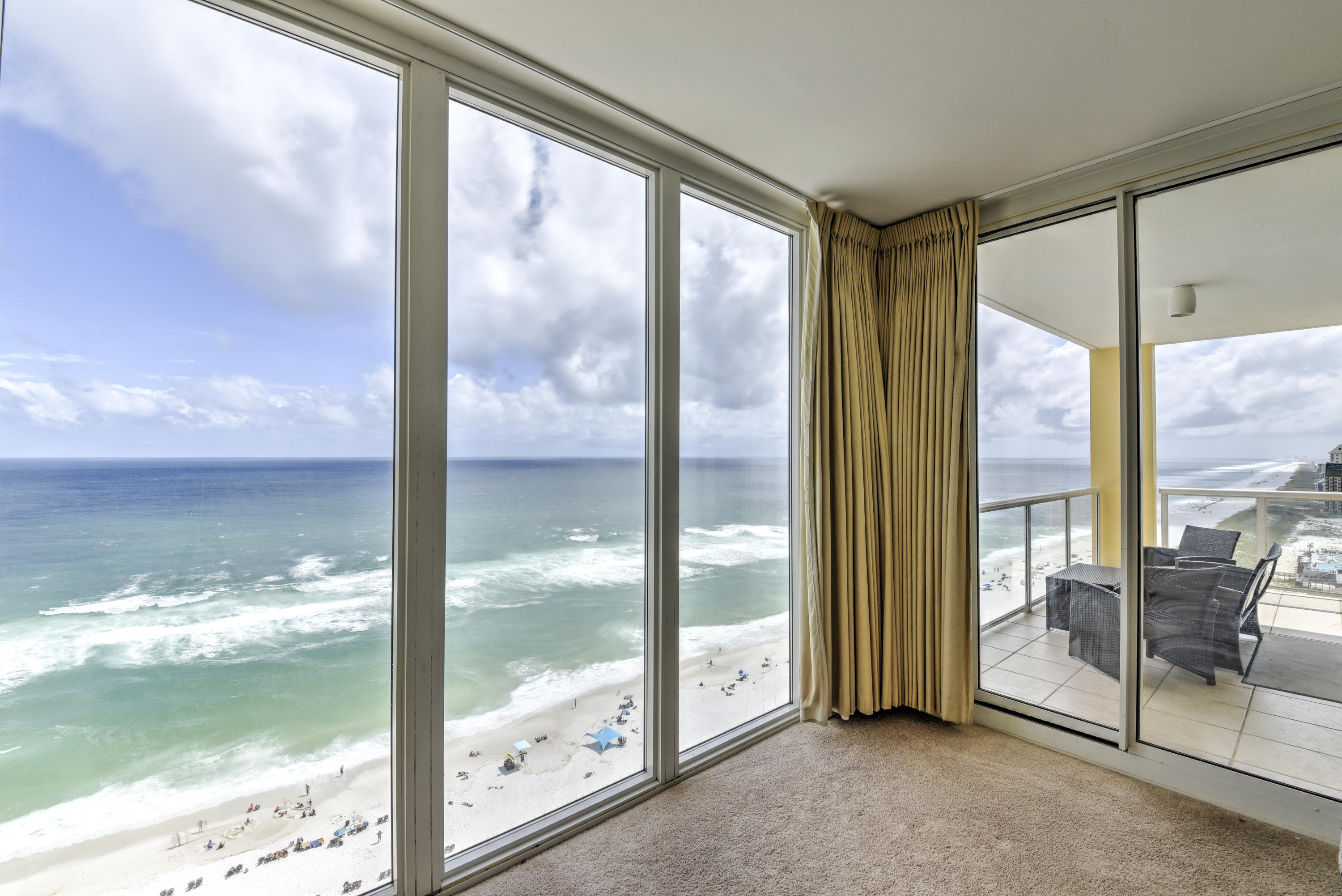 CARIBBEAN RESORT - Residential