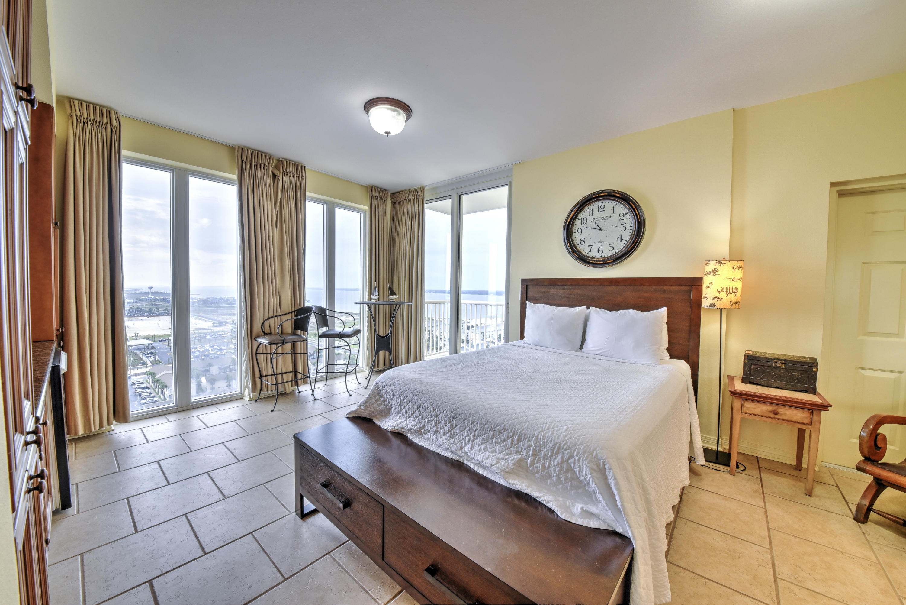 CARIBBEAN RESORT - Residential