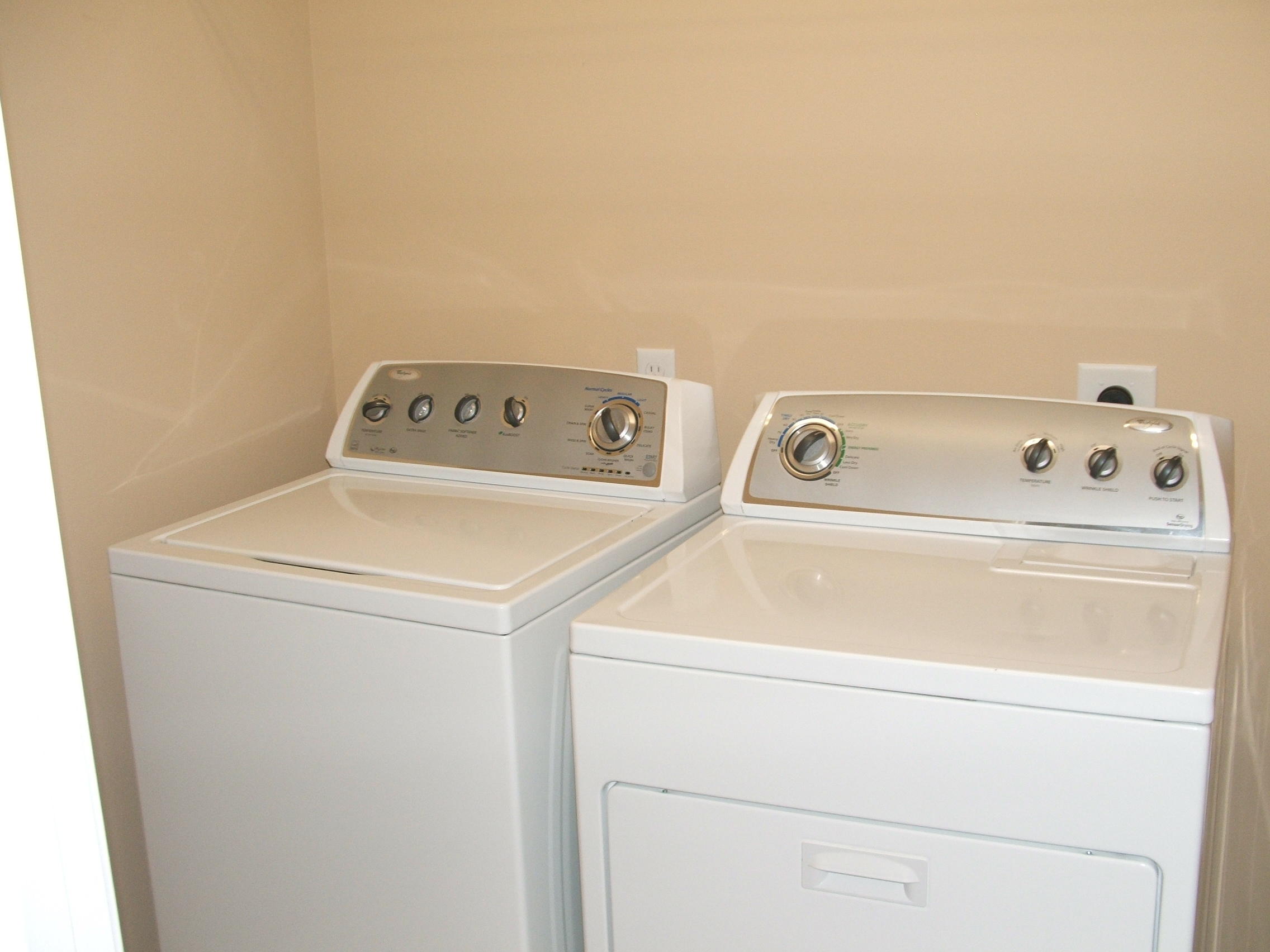 WHISPER DUNES - Residential