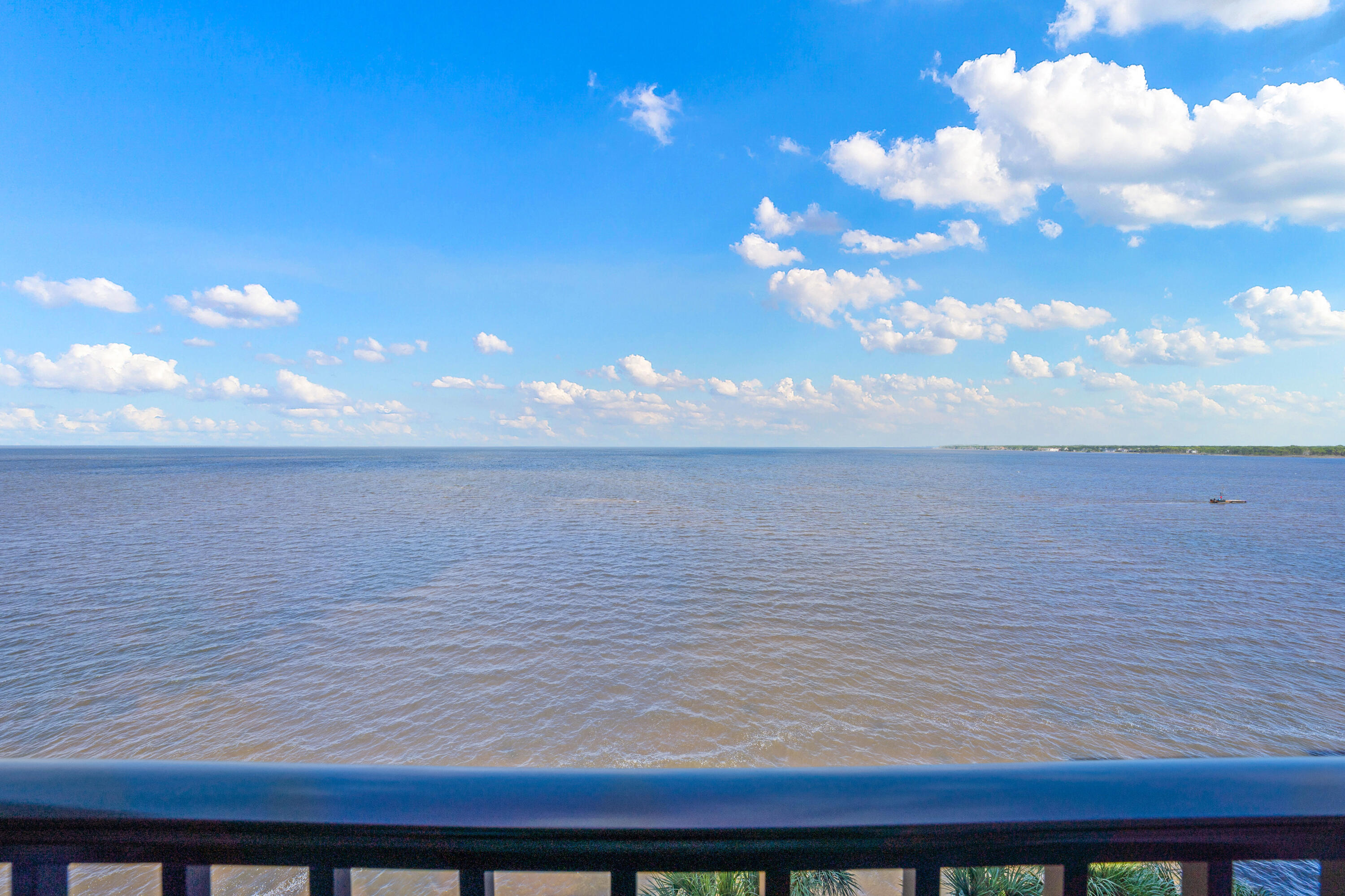 BAYSIDE CONDO SANDESTIN - Residential