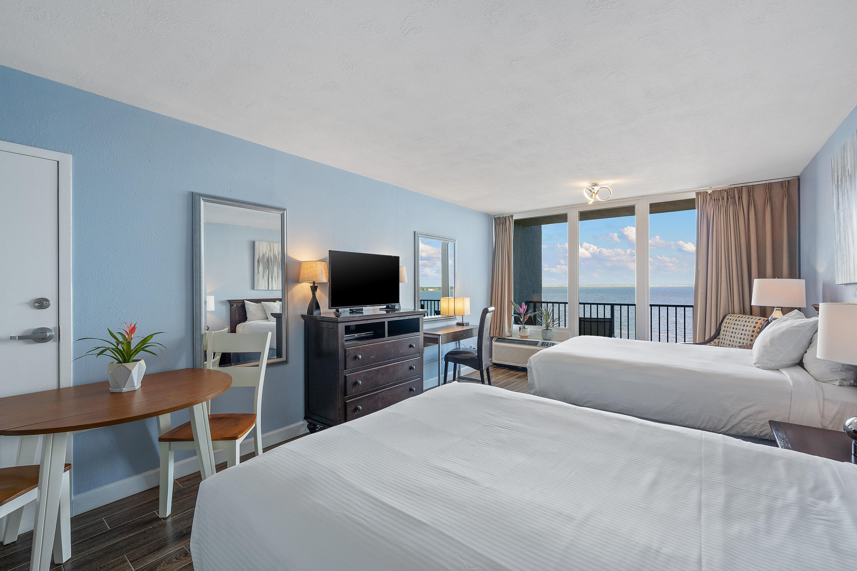 BAYSIDE CONDO SANDESTIN - Residential