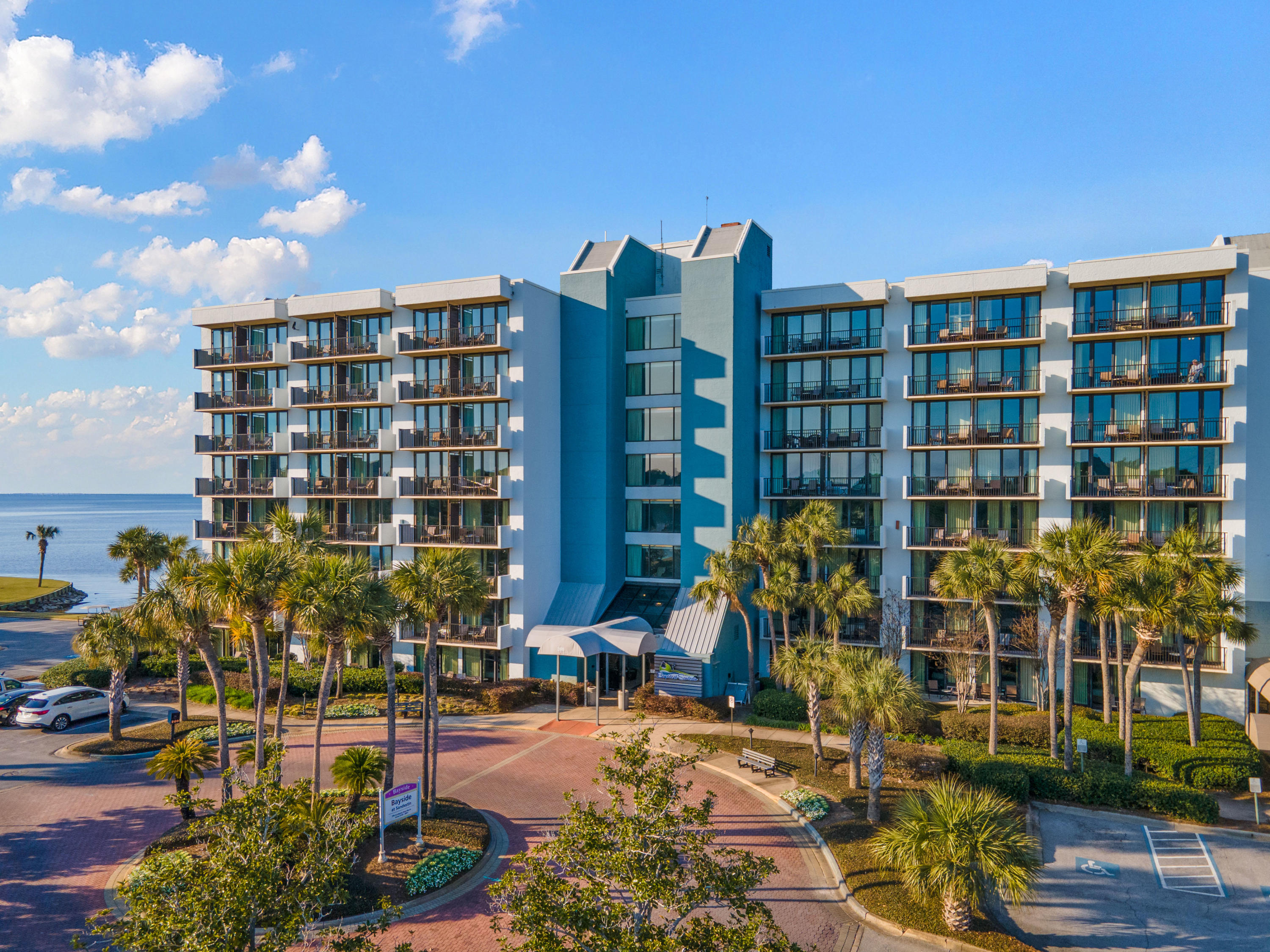 BAYSIDE CONDO SANDESTIN - Residential