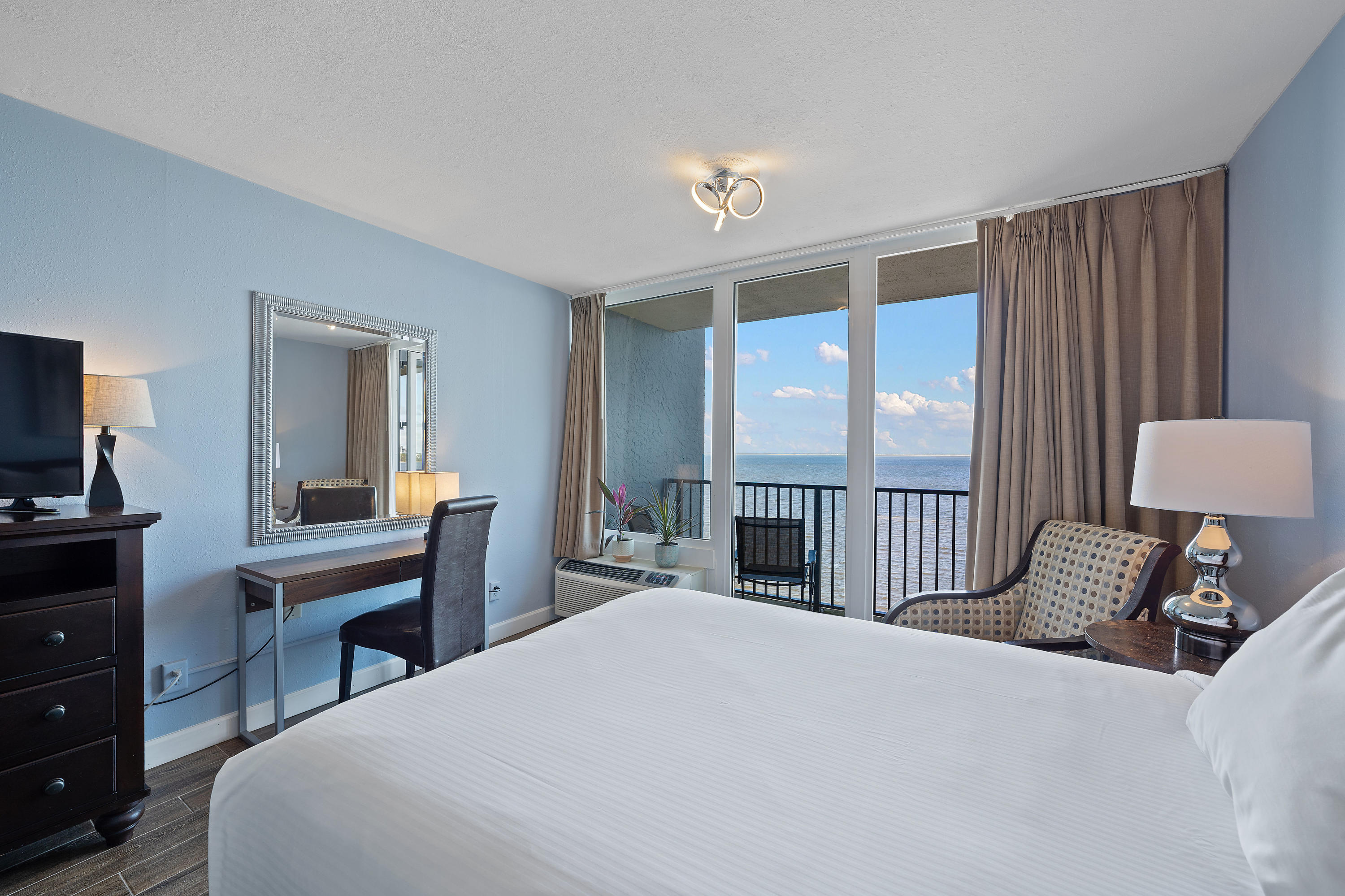 BAYSIDE CONDO SANDESTIN - Residential