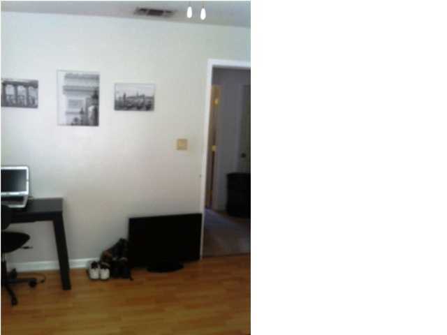 ROBSTON T/H - Residential