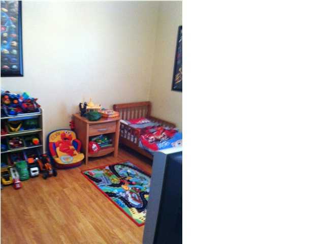 ROBSTON T/H - Residential