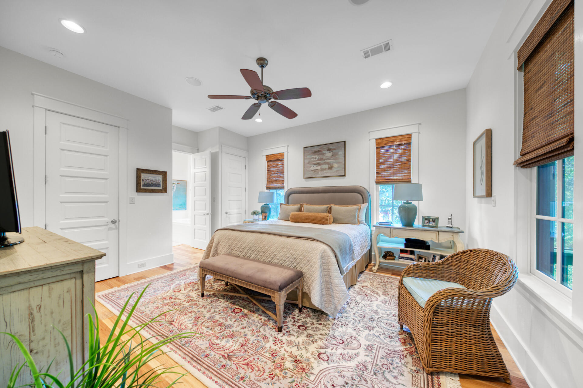 THE HAMMOCKS OF SEAGROVE - Residential