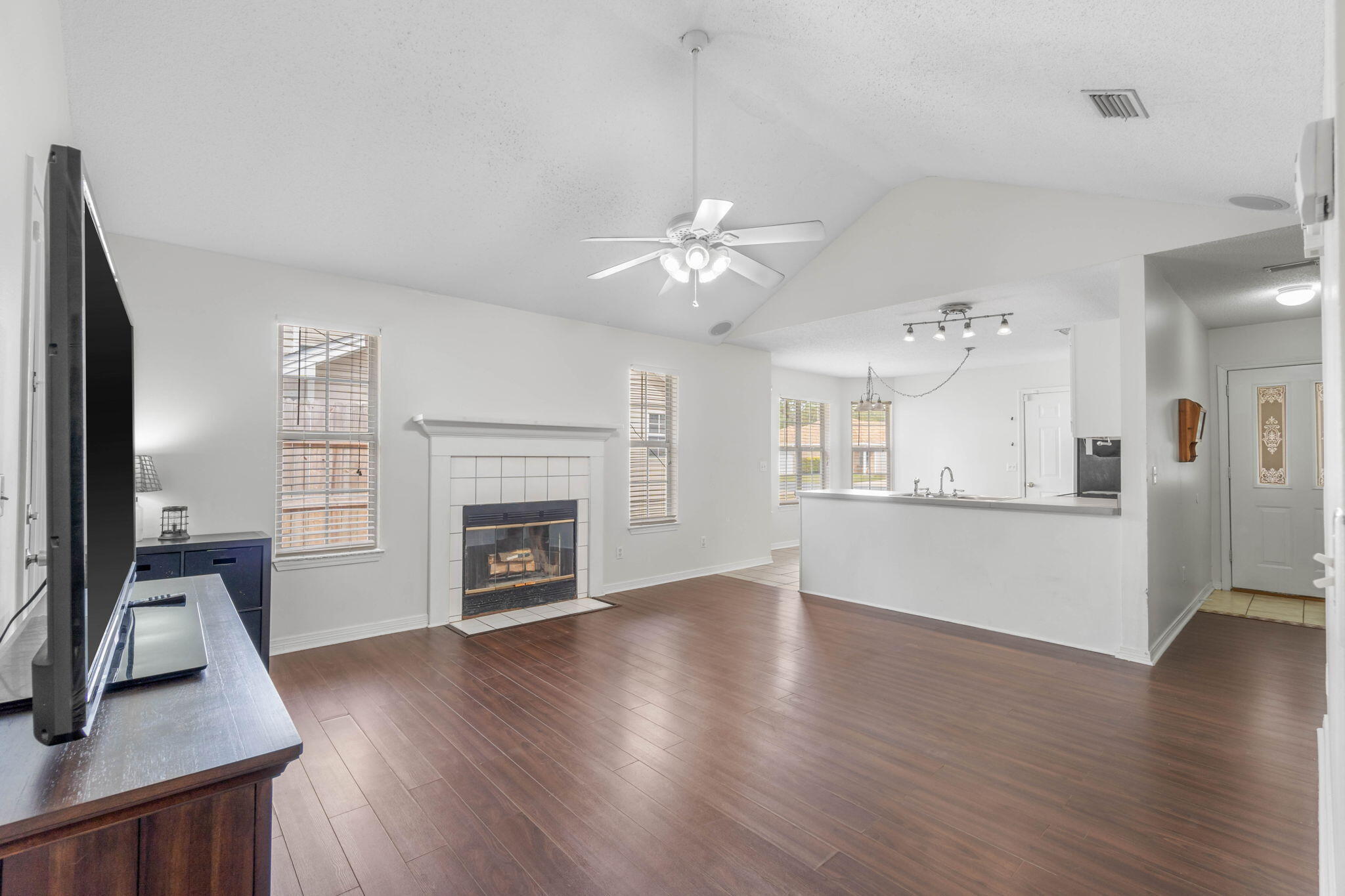 SUMMER HILLS PH 3 - Residential