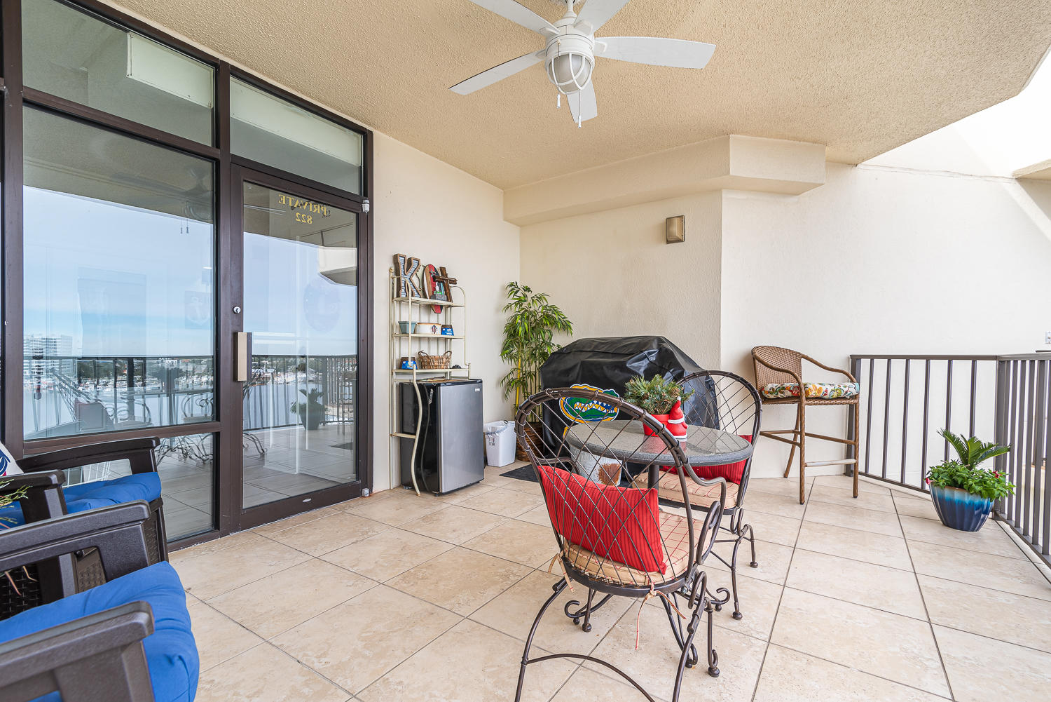 WATERVIEW TOWERS YACHT CLUB - Residential