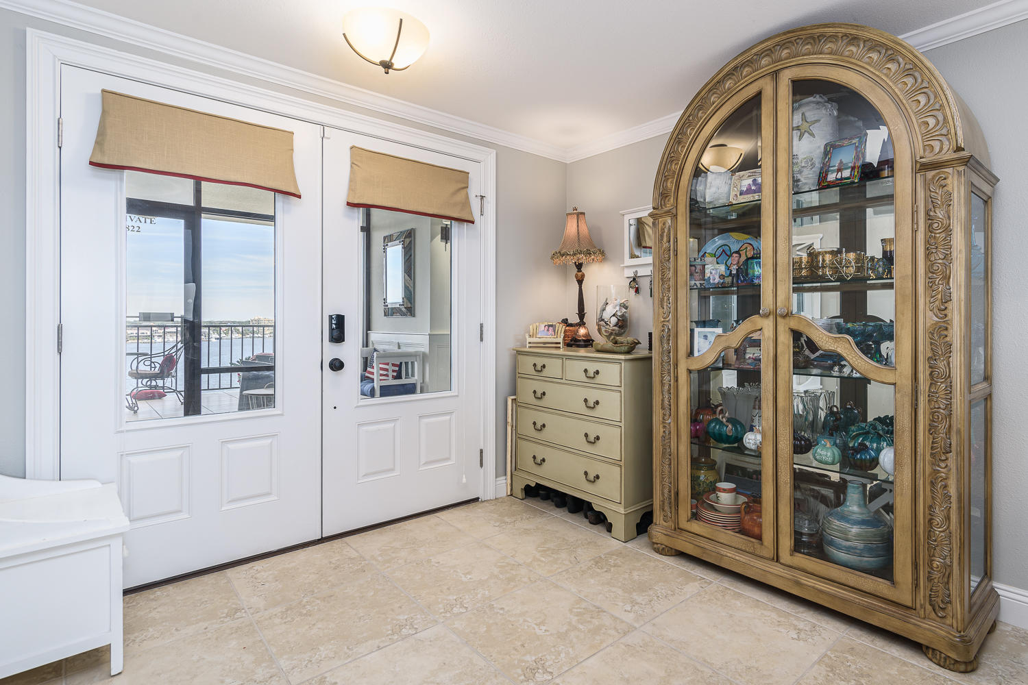 WATERVIEW TOWERS YACHT CLUB - Residential