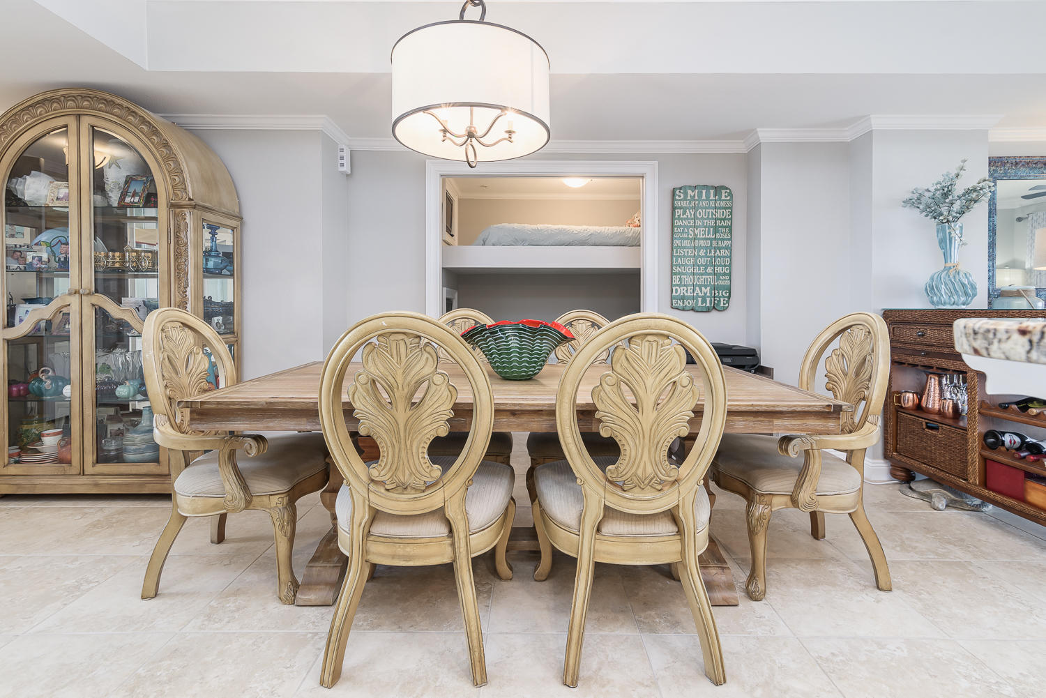 WATERVIEW TOWERS YACHT CLUB - Residential