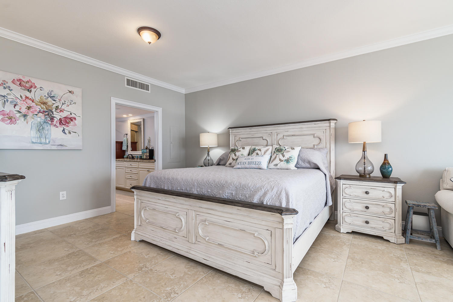 WATERVIEW TOWERS YACHT CLUB - Residential