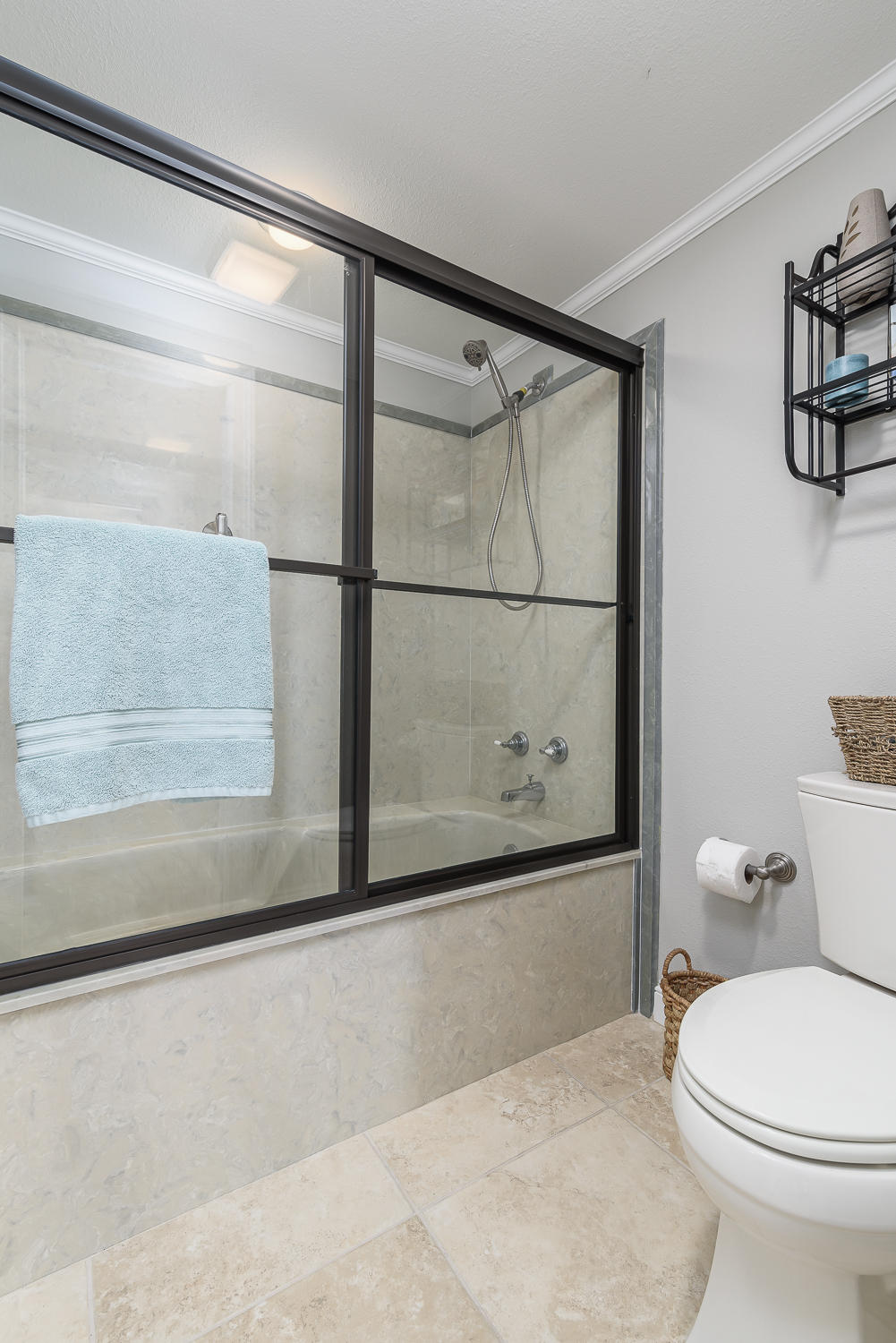 WATERVIEW TOWERS YACHT CLUB - Residential