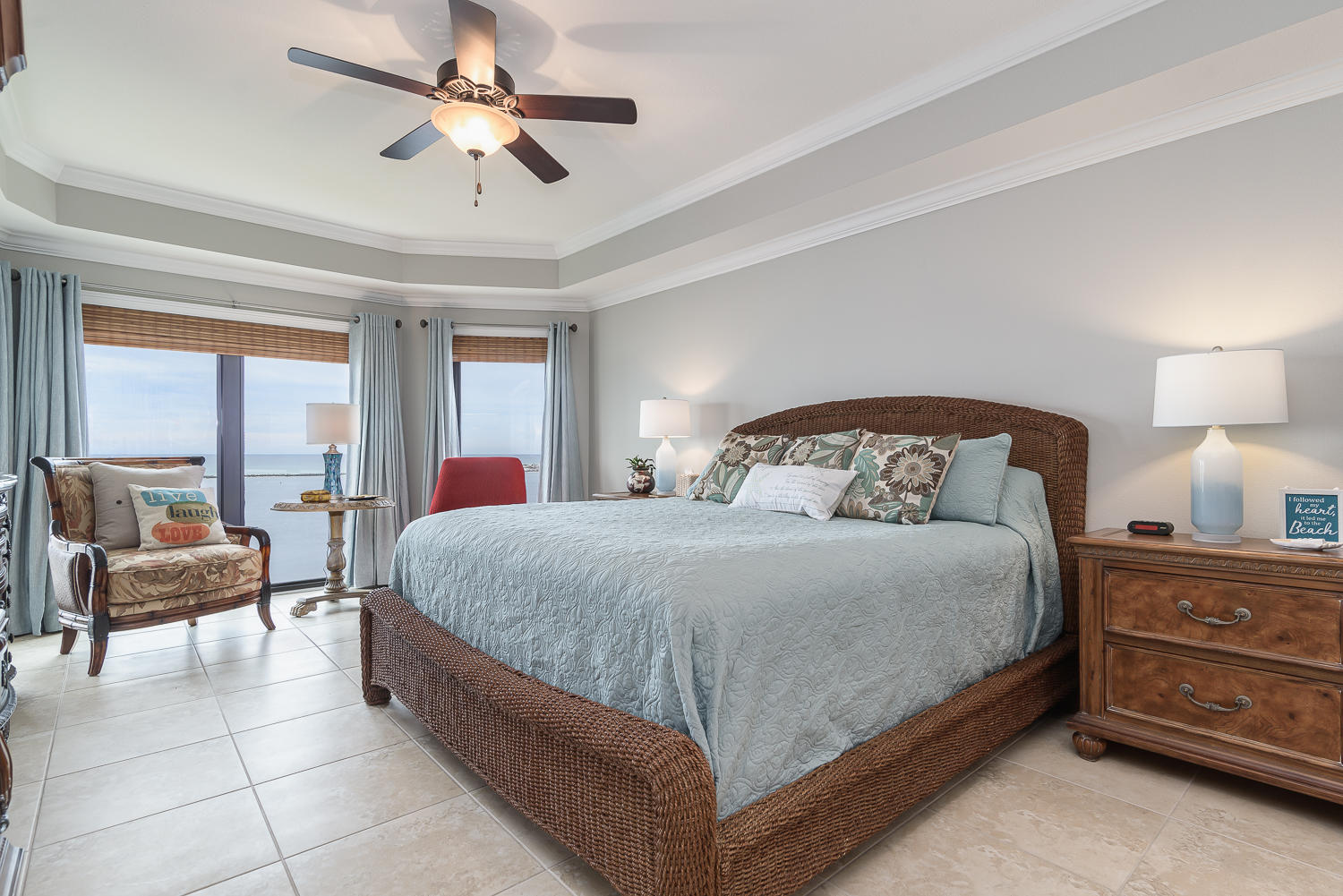 WATERVIEW TOWERS YACHT CLUB - Residential