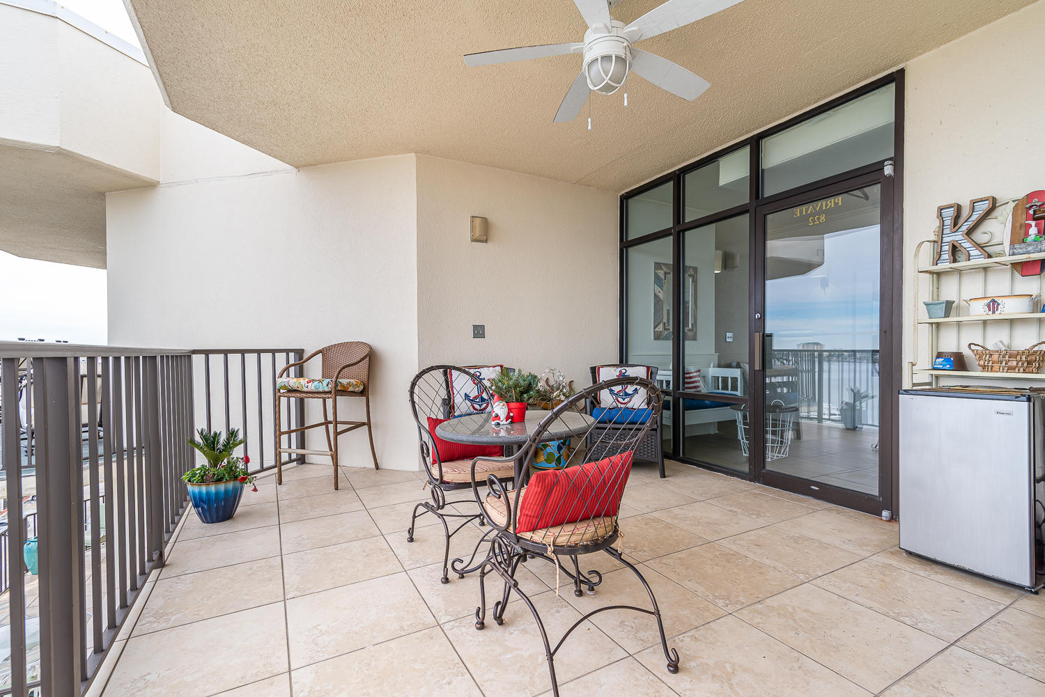 WATERVIEW TOWERS YACHT CLUB - Residential