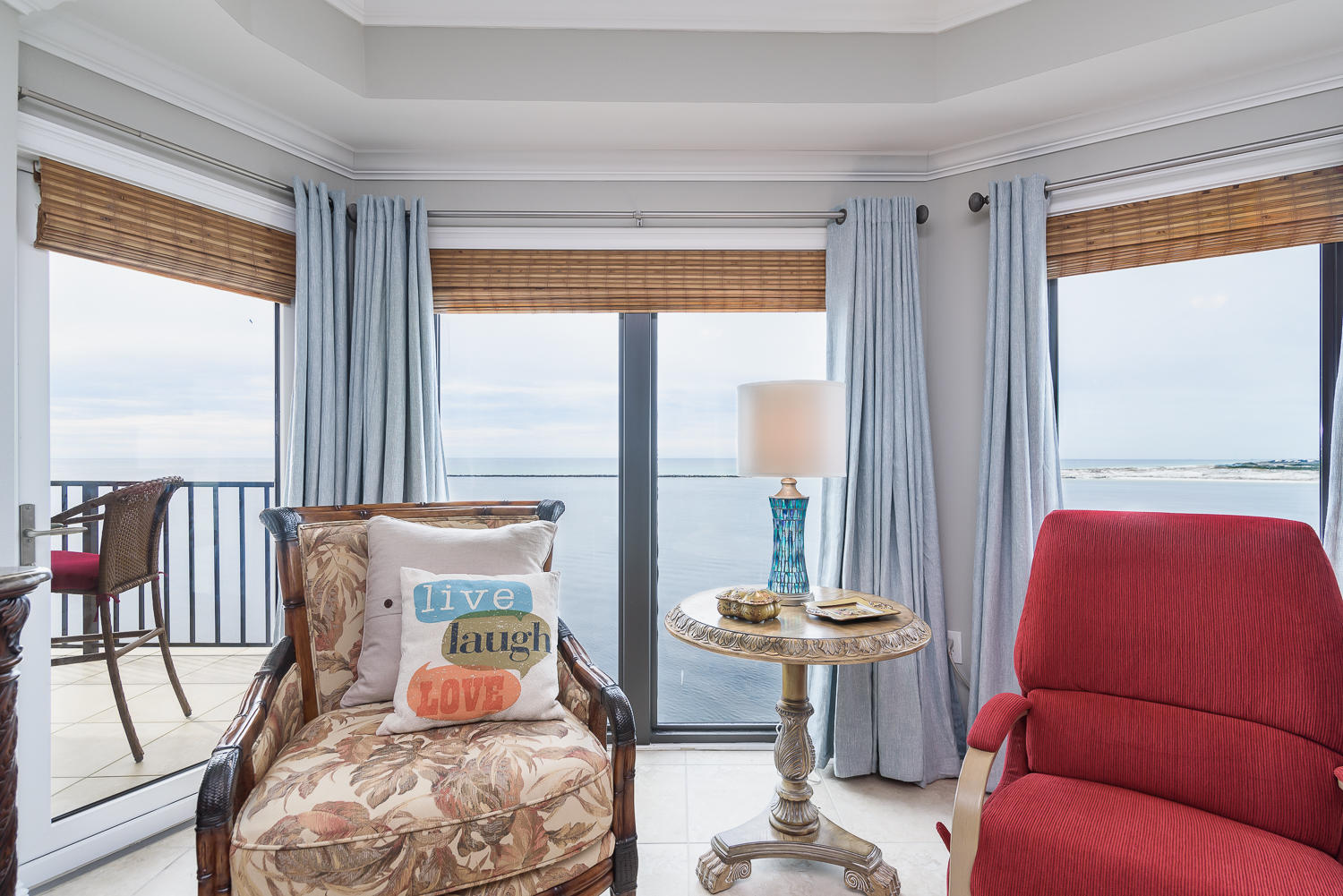 WATERVIEW TOWERS YACHT CLUB - Residential