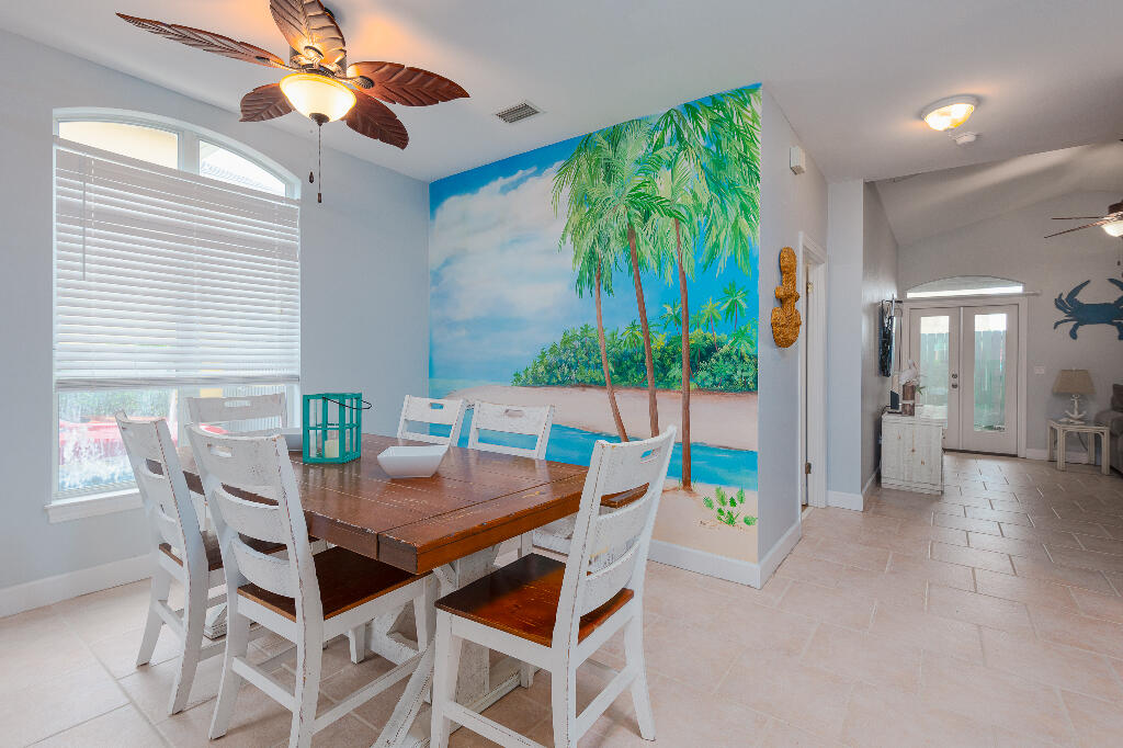 EMERALD SHORES - Residential