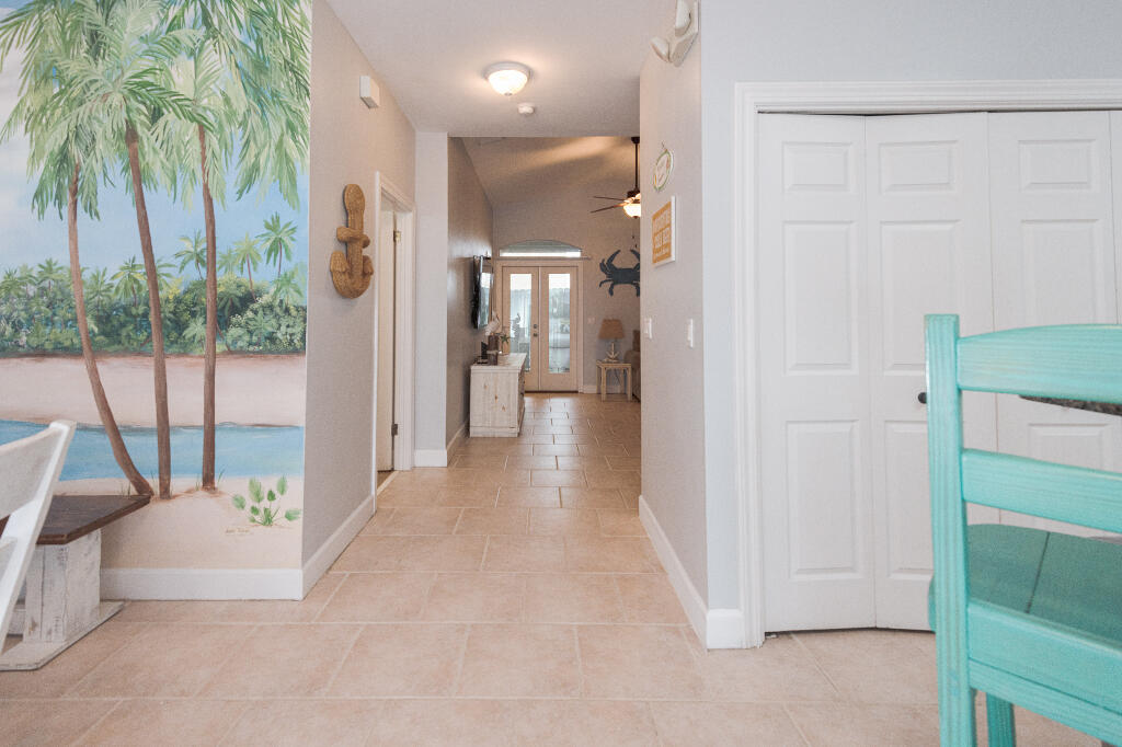 EMERALD SHORES - Residential