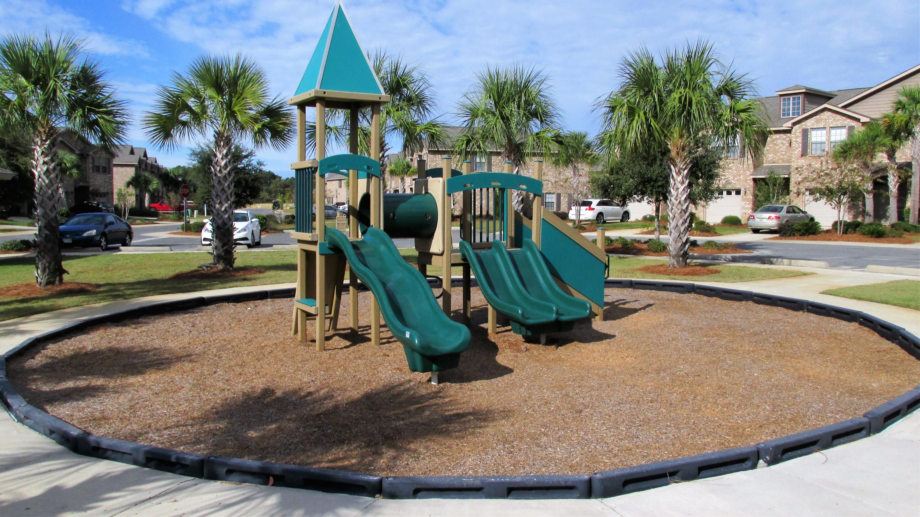 RESERVE POINTE - Residential Lease