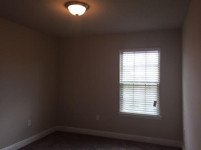 RESERVE POINTE - Residential Lease