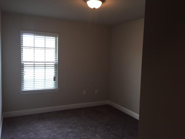 RESERVE POINTE - Residential Lease