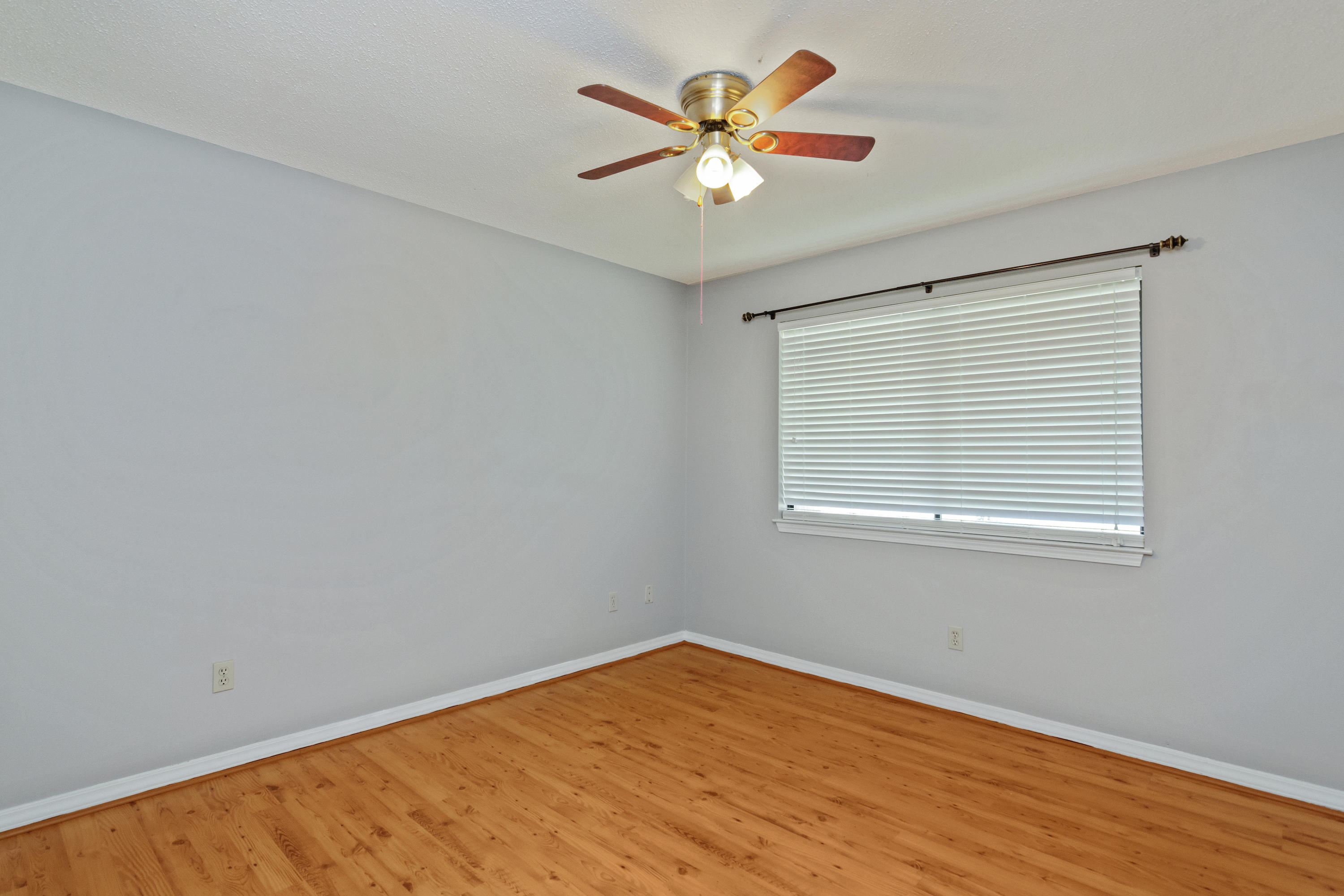 PINEWOOD ESTATES 2 - Residential