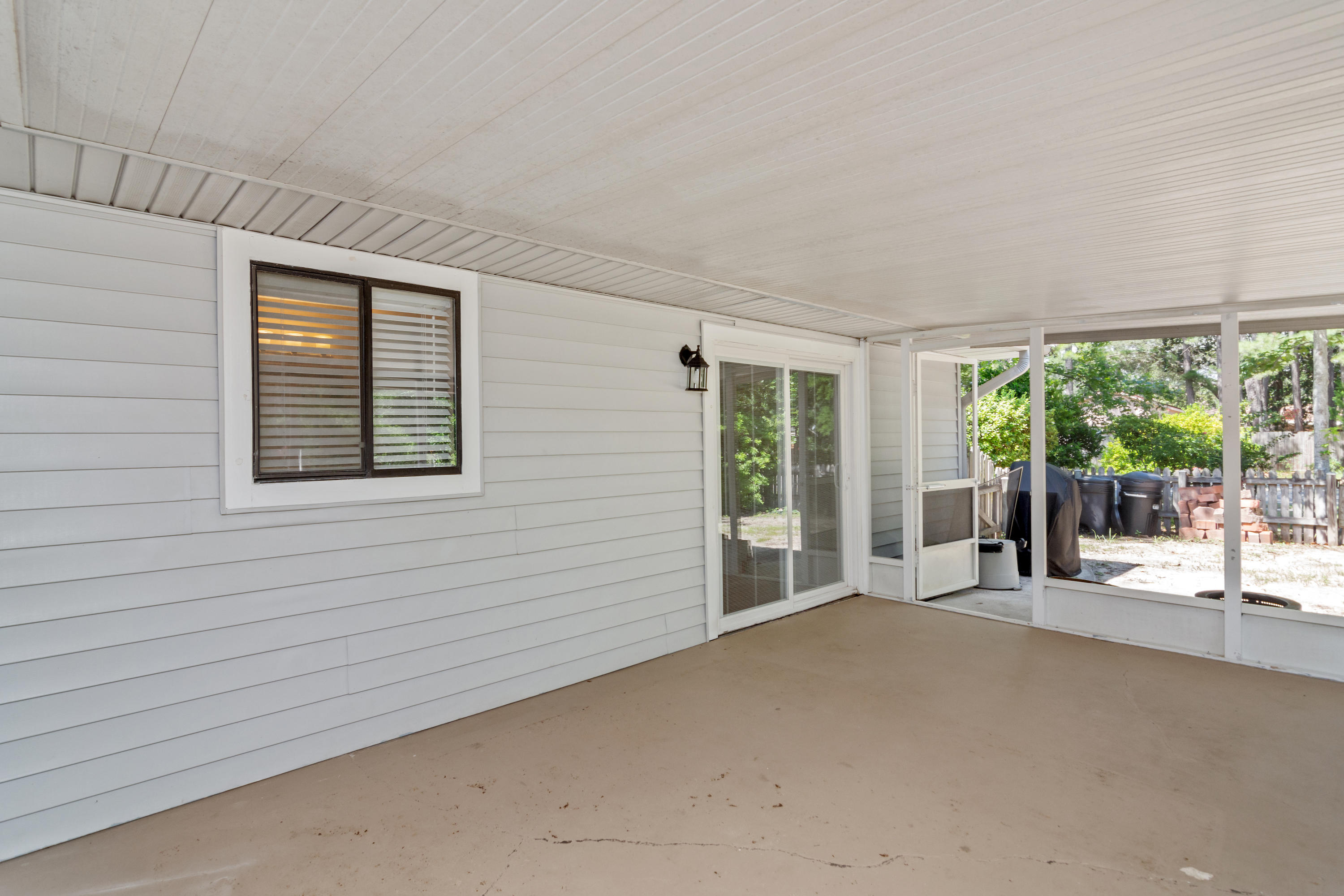 PINEWOOD ESTATES 2 - Residential